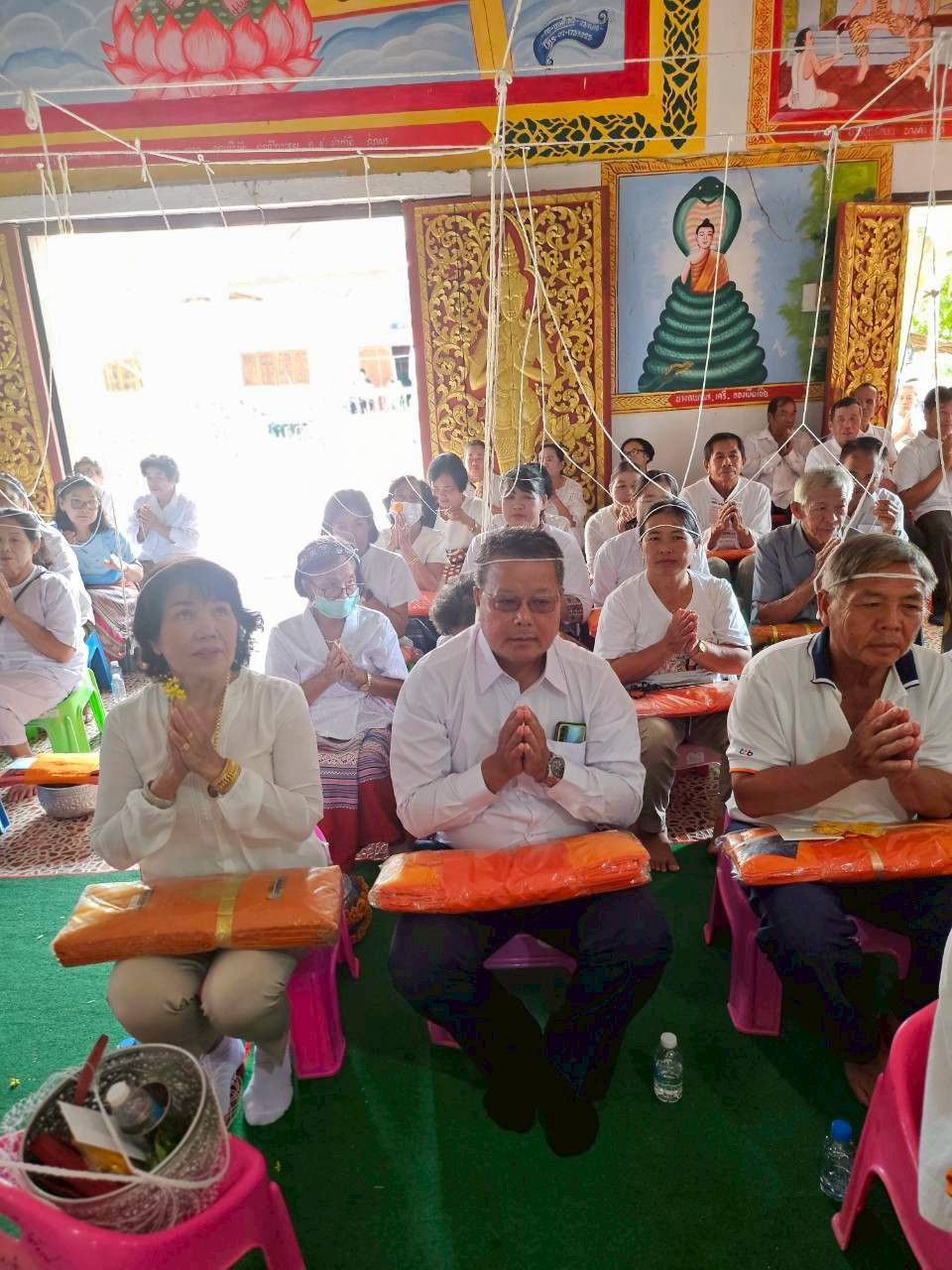 ภาพร่วมพิธีกรรมวัดสร้อยศรี