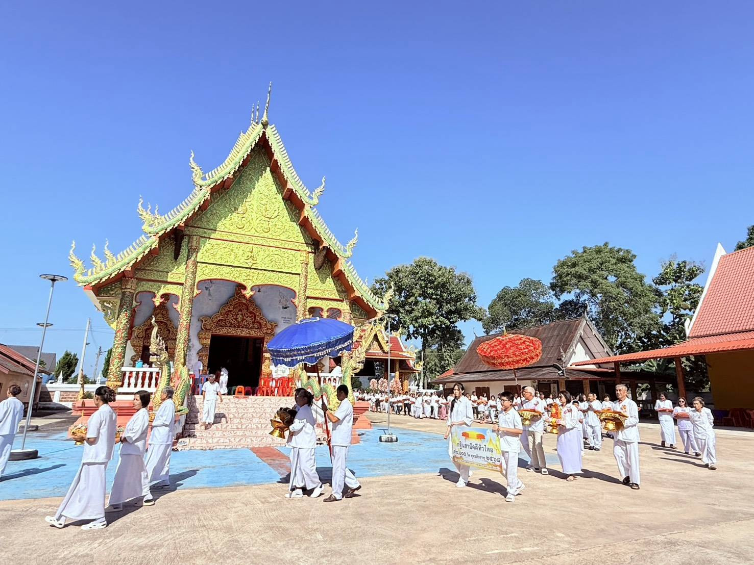 ภาพร่วมขบวนกฐินวัดสนธิ์พัฒนา