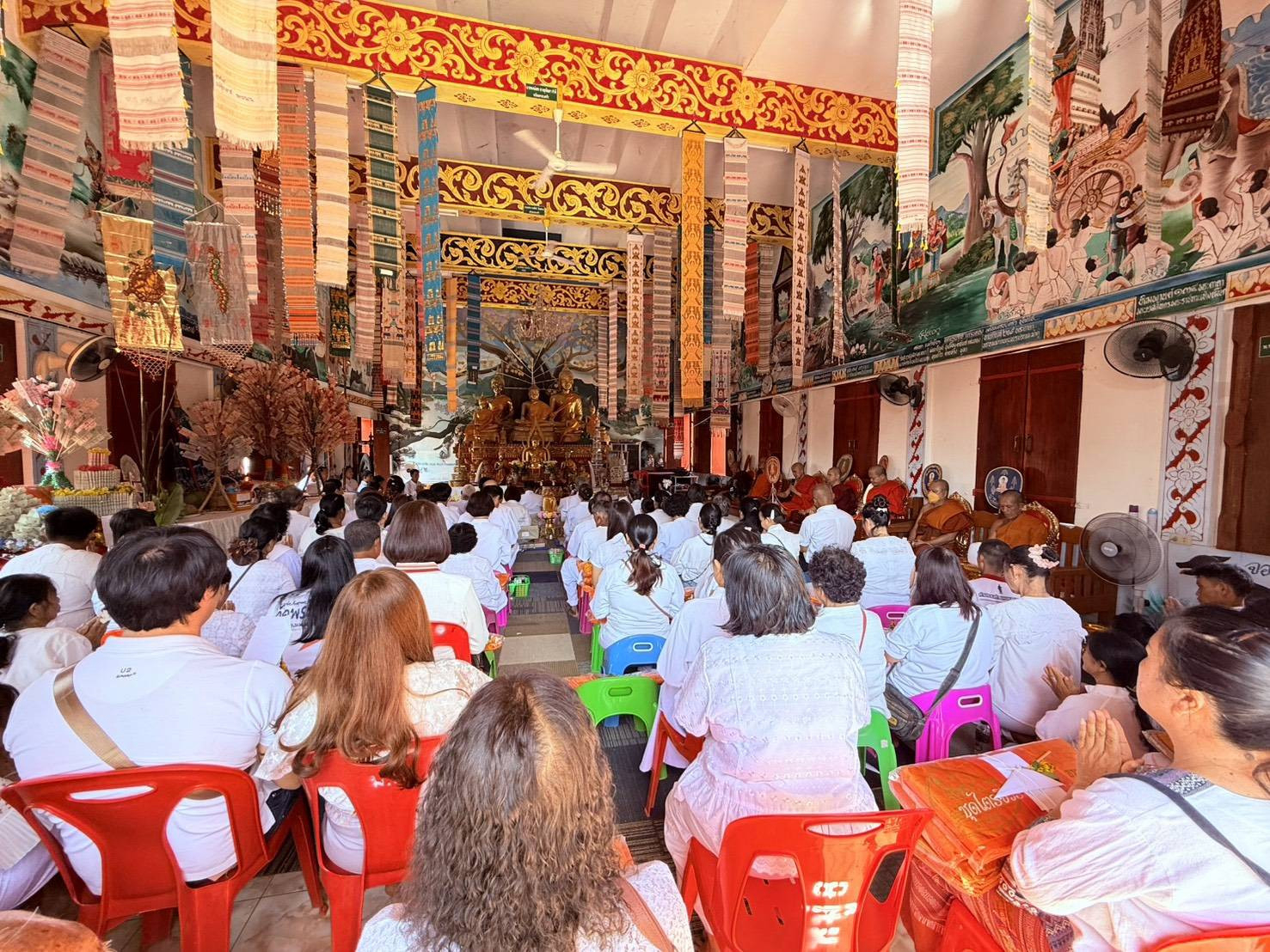 ภาพร่วมพิธีกรรมวัดสนธิ์พัฒนา