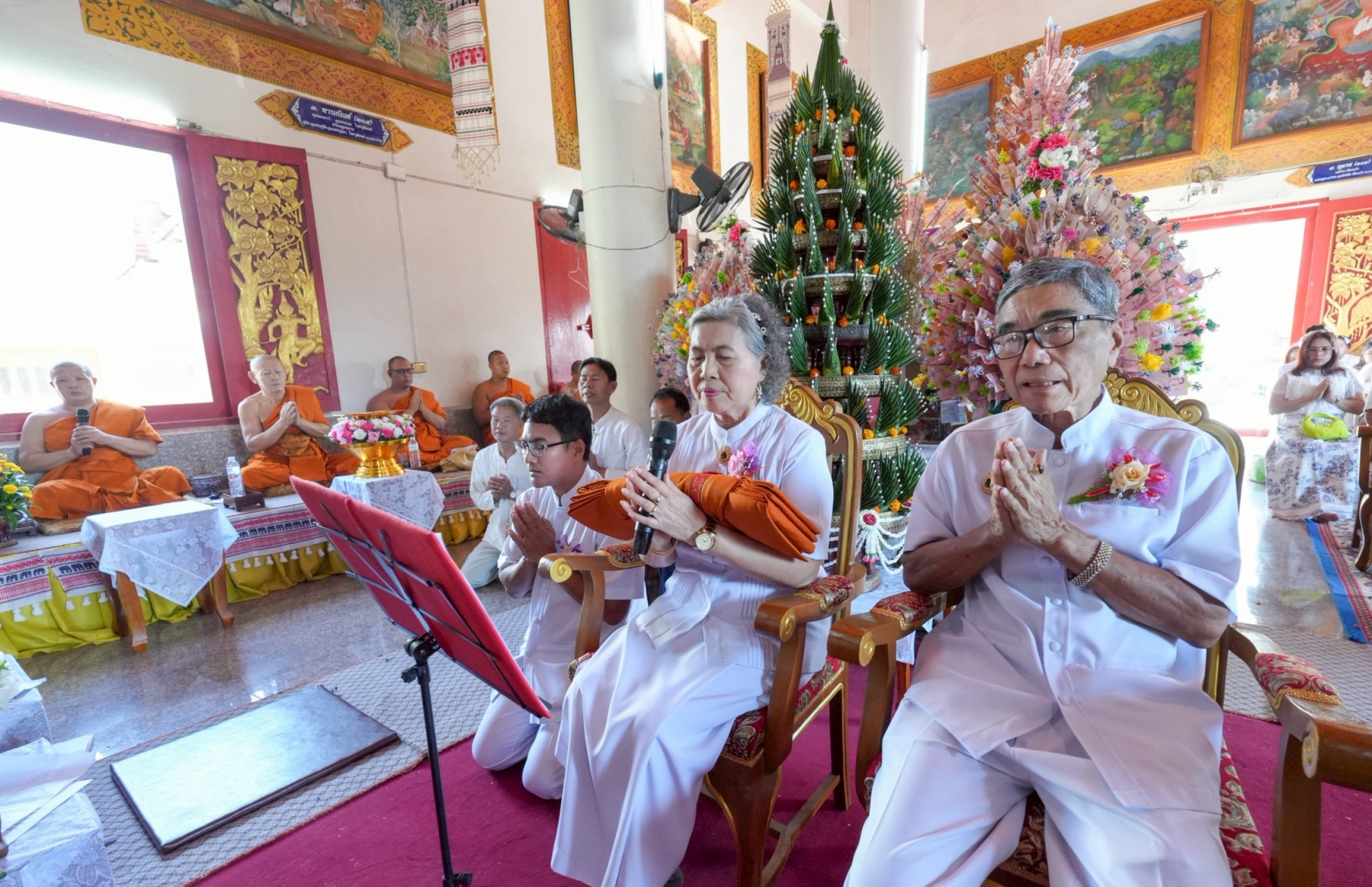 ภาพกล่าวคำถวายกฐินวัดถิ่นใน