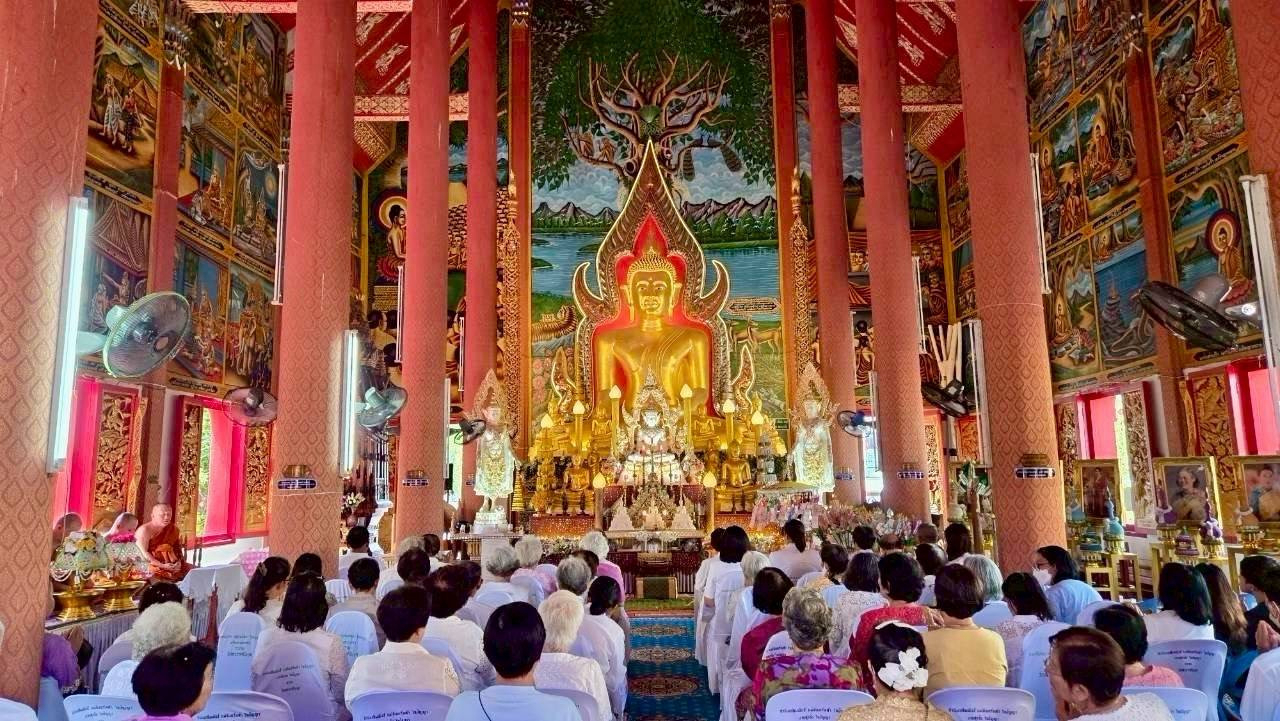 ภาพร่วมพิธีกรรมวัดสวรรค์นิเวศ