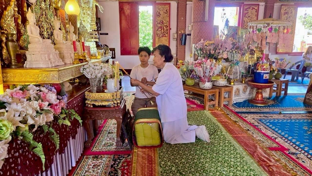 ภาพร่วมพิธีกรรมวัดสวรรค์นิเวศ