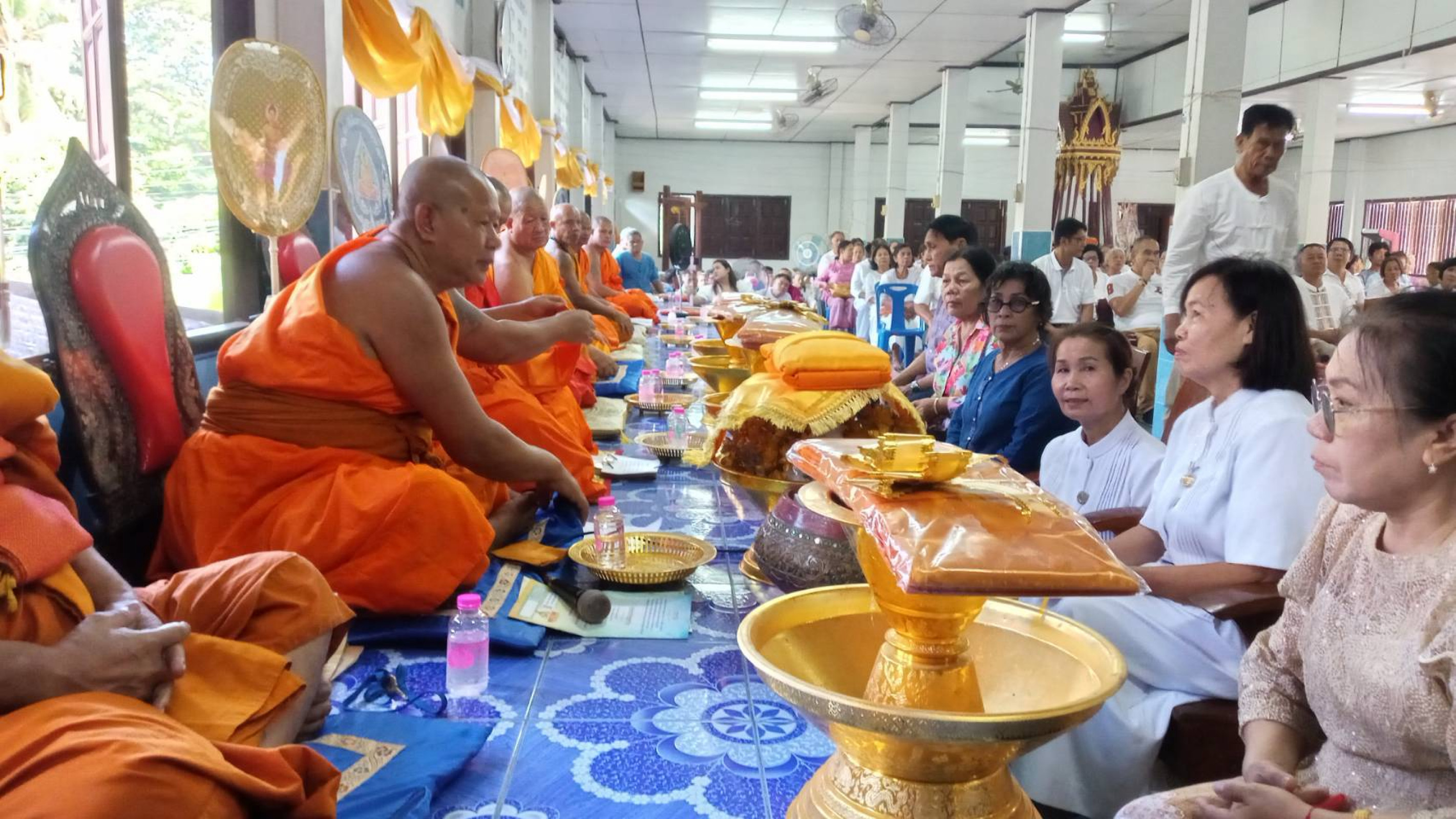 ภาพร่วมพิธีกรรมวัดห้วยไร่