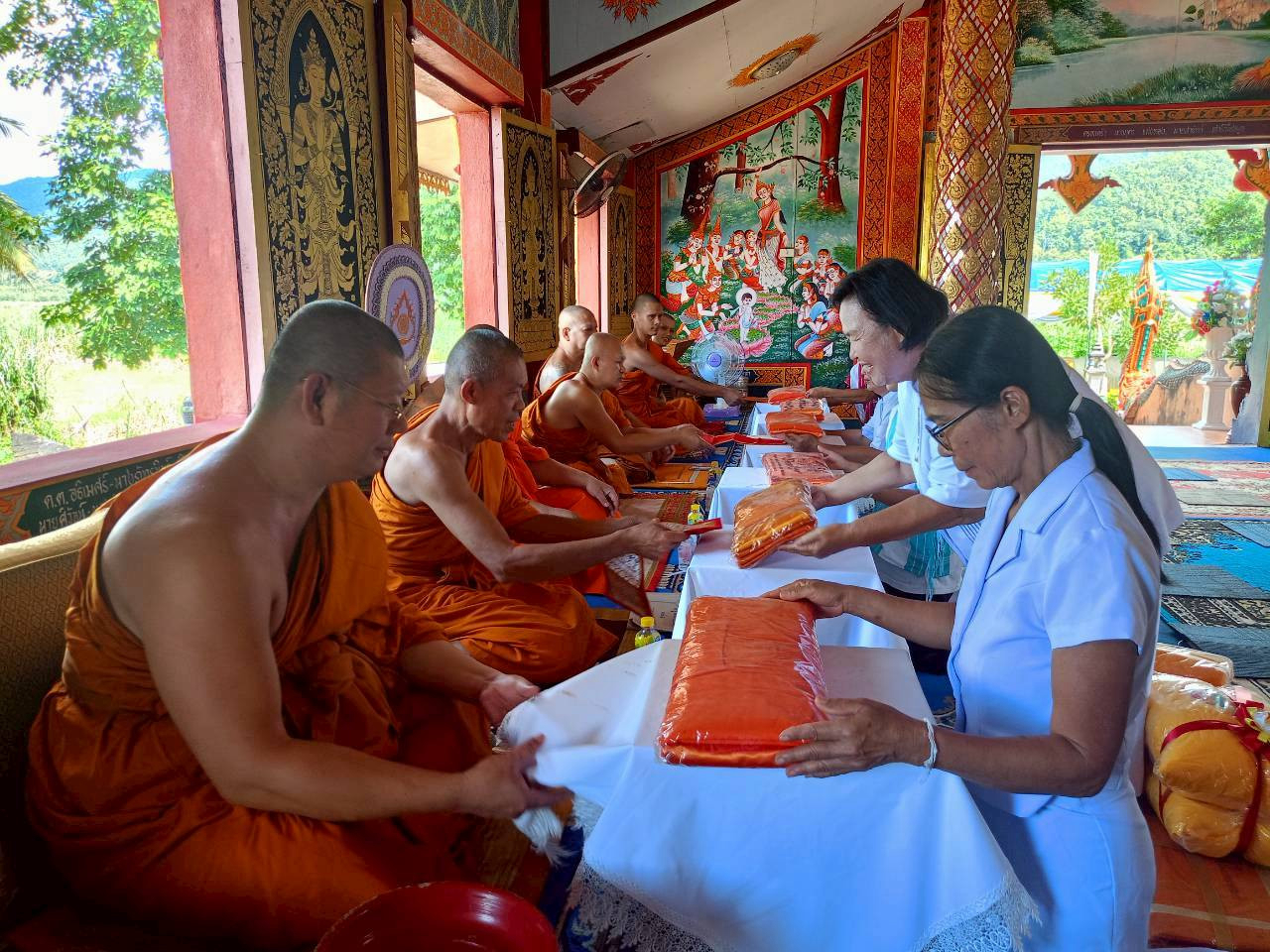 ภาพร่วมพิธีกรรมวัดห้วยทรายใต้