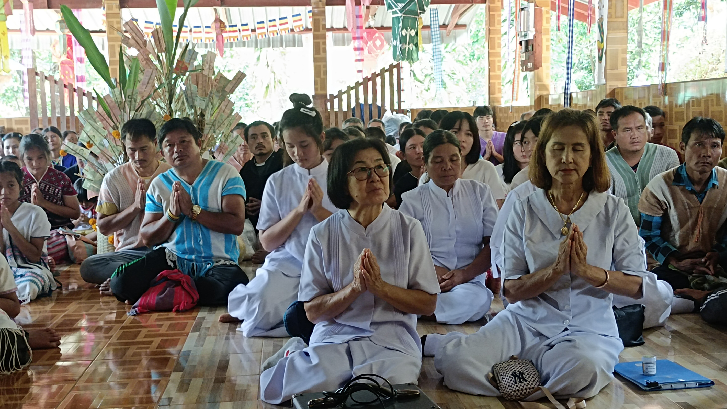 ภาพร่วมพิธีกรรมสำนักสงฆ์แม่หาด