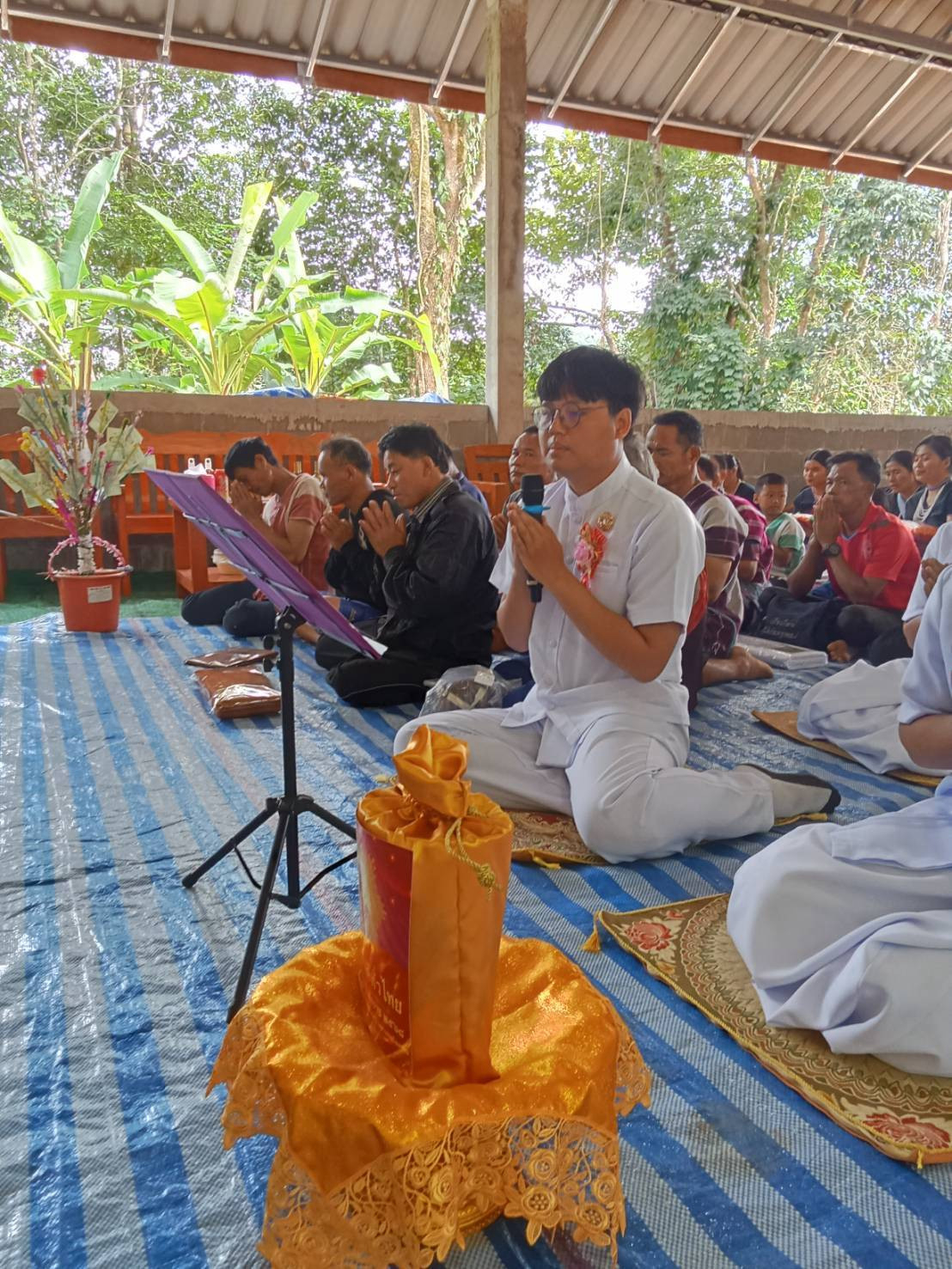 ภาพกล่าวคำถวายกฐินวัดพระธรรมจาริกบ้านห้วยห้า