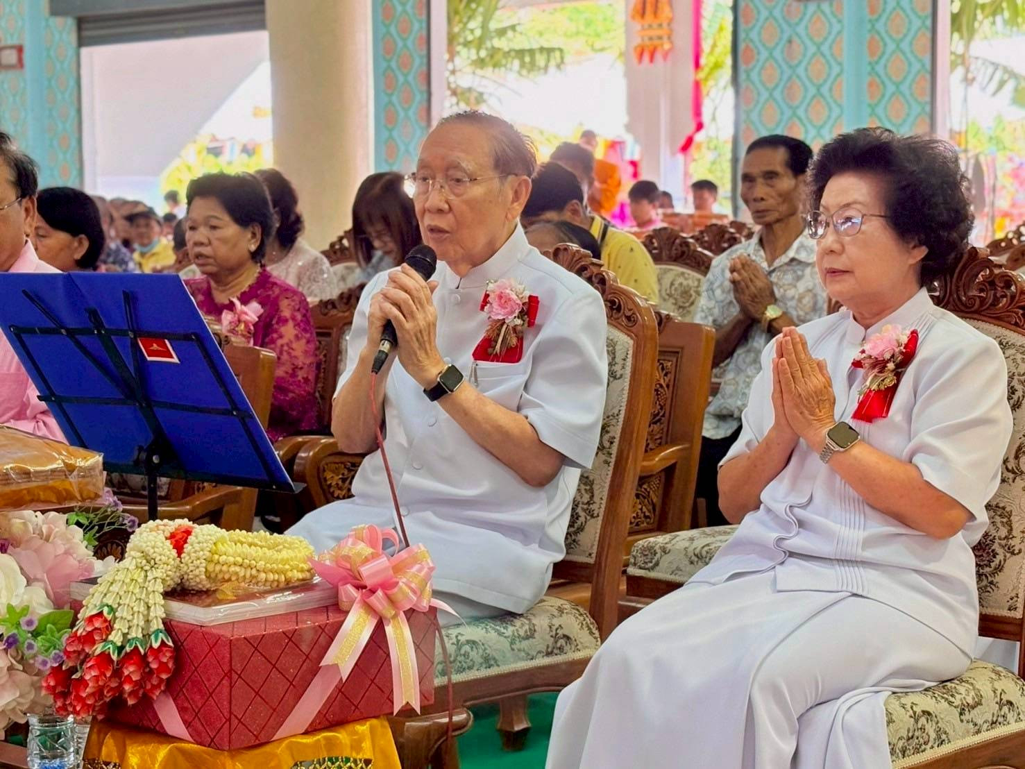 ภาพกล่าวคำถวายกฐินวัดปทุมนายก