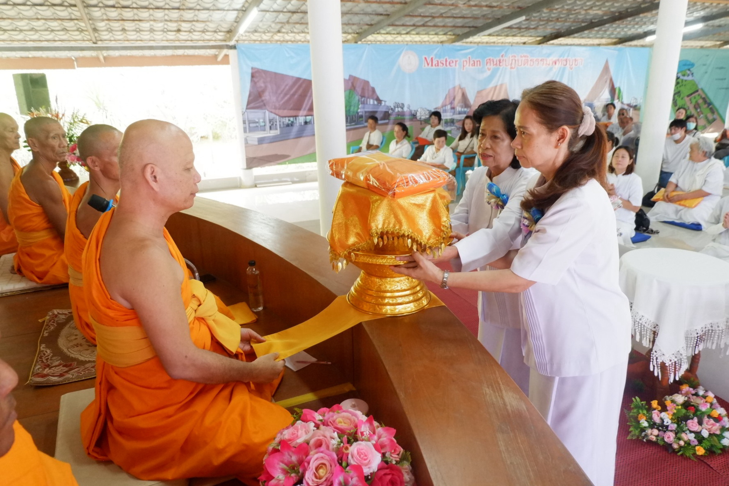 ภาพร่วมพิธีกรรมศูนย์ปฏิบัติธรรมพุทธบูชา
