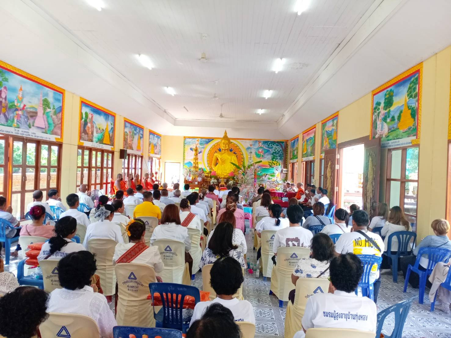 ภาพร่วมพิธีกรรมวัดทุ่งหลวง