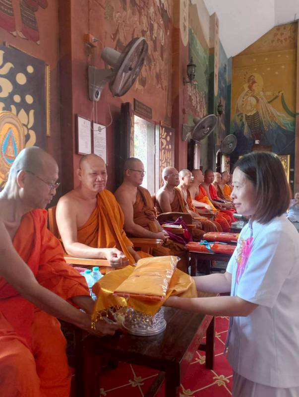 ภาพร่วมพิธีกรรมวัดยางอ้อยใต้เทพนิมิตมงคล