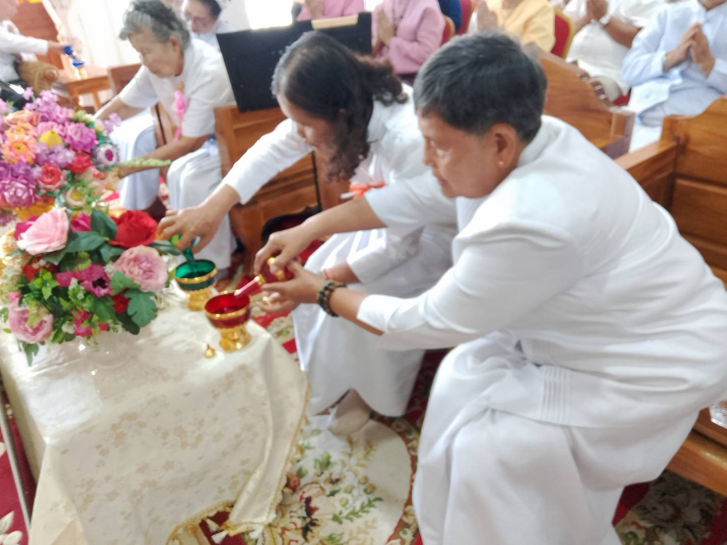 ภาพร่วมพิธีกรรมวัดต้นต้อง