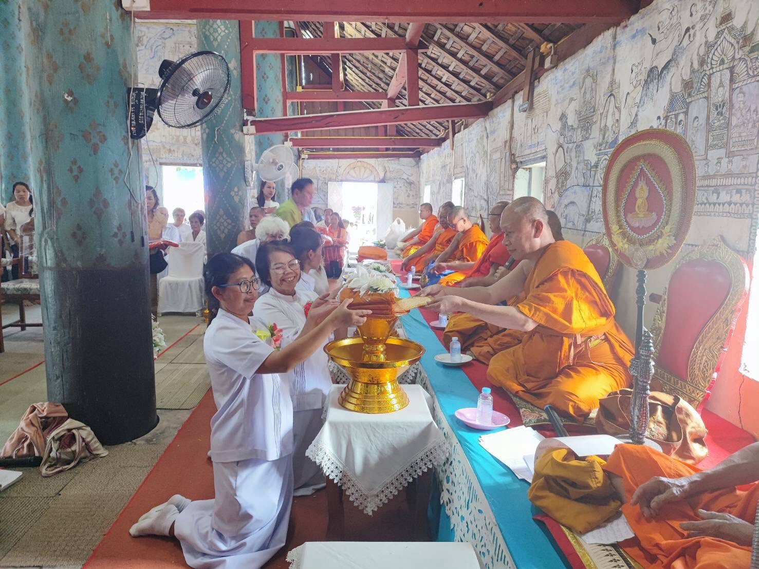 ภาพร่วมพิธีกรรมวัดบ้านทุ่งฝูง