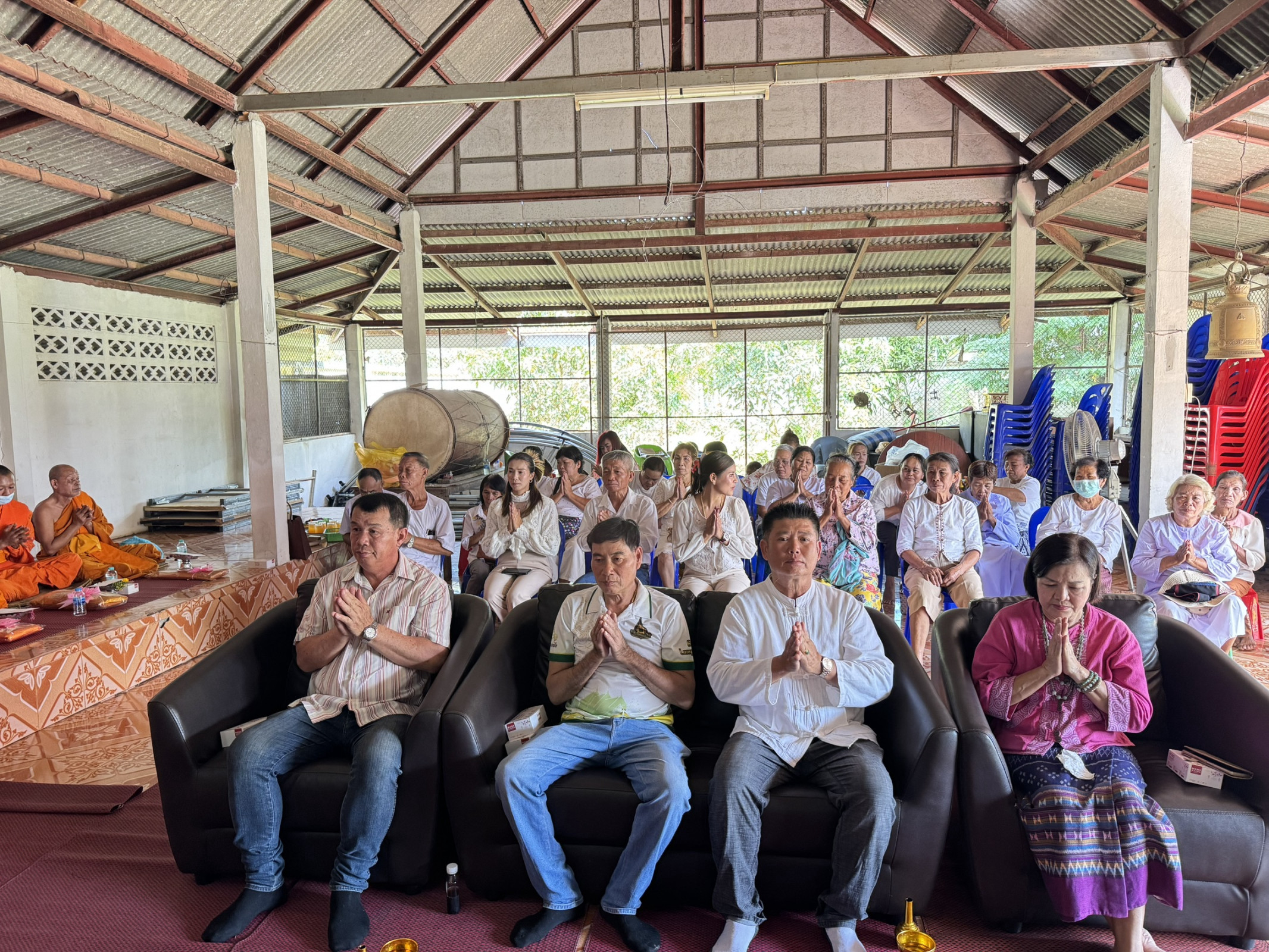 ภาพร่วมพิธีกรรมสำนักสงฆ์บ้านใหม่รุ่งเจริญ