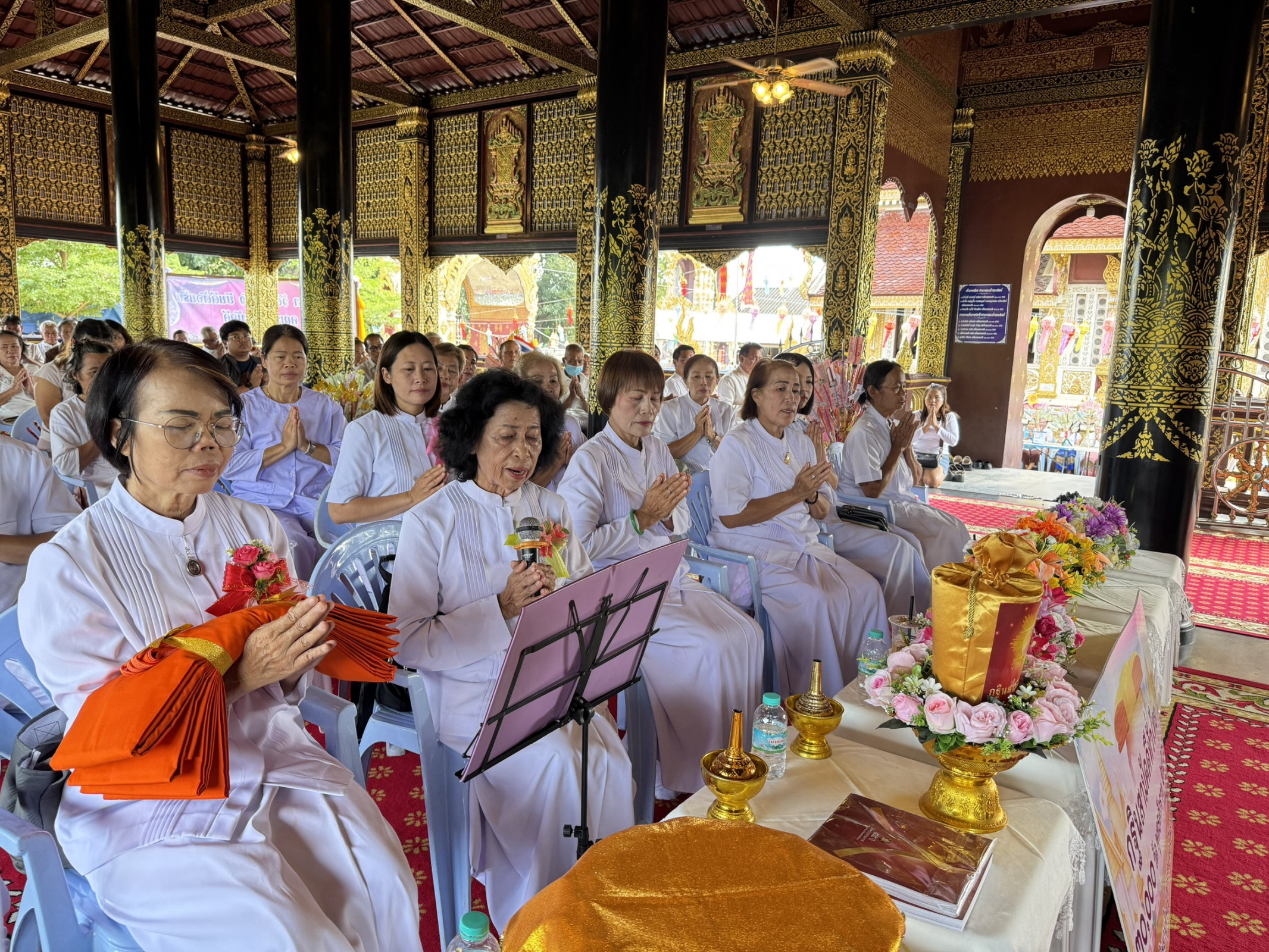 ภาพกล่าวคำถวายกฐินวัดต๋อแก้ว