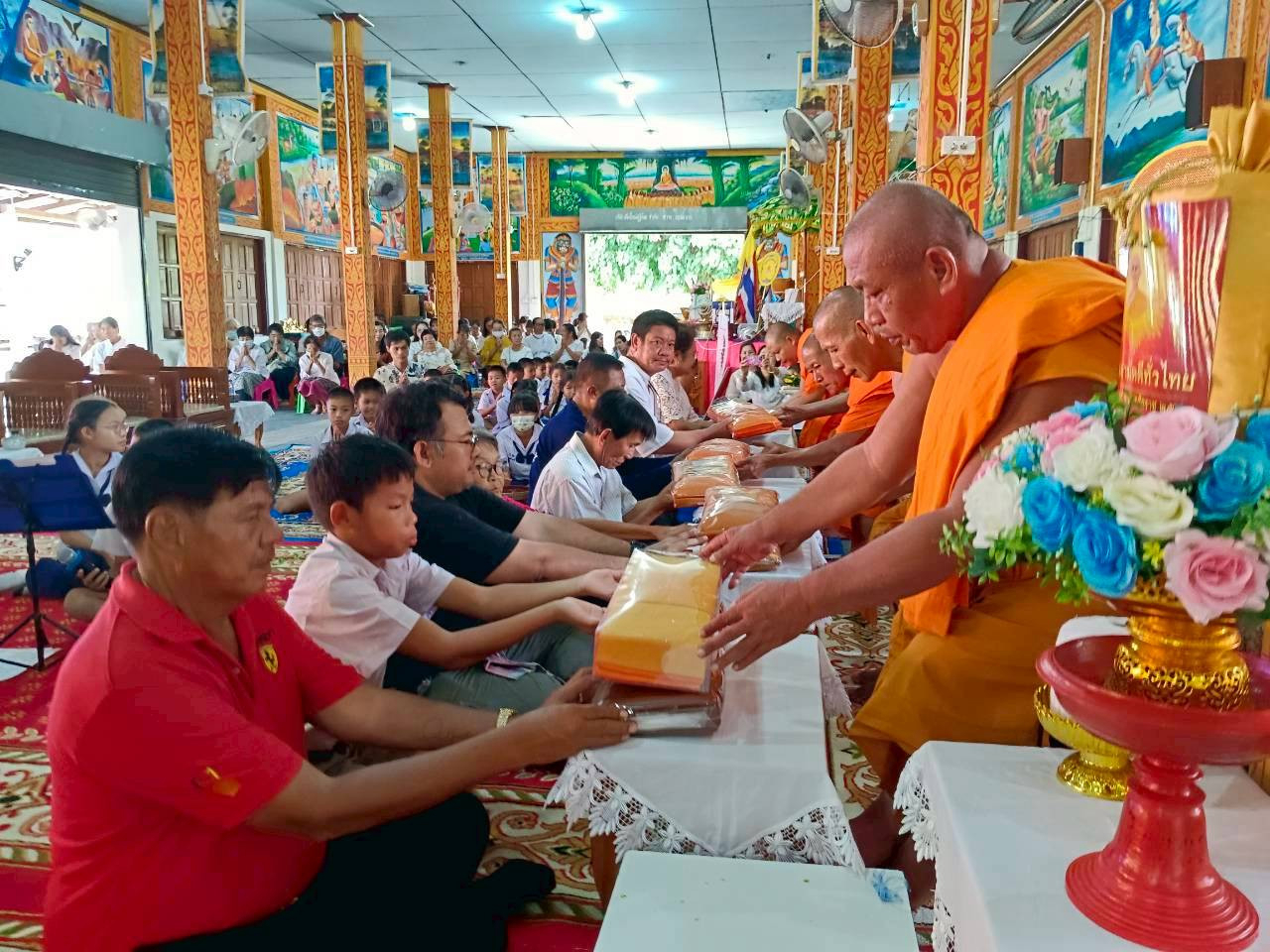 ภาพร่วมพิธีกรรมวัดป่าพลู