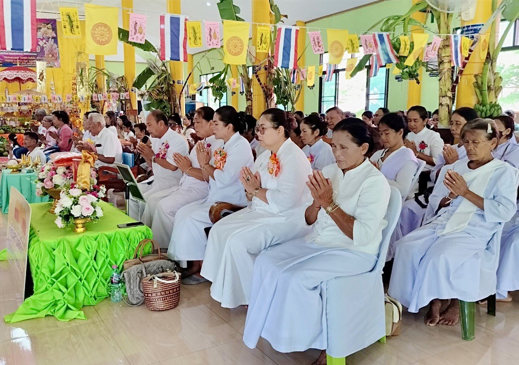 ภาพร่วมพิธีกรรมวัดคลองพร้าว