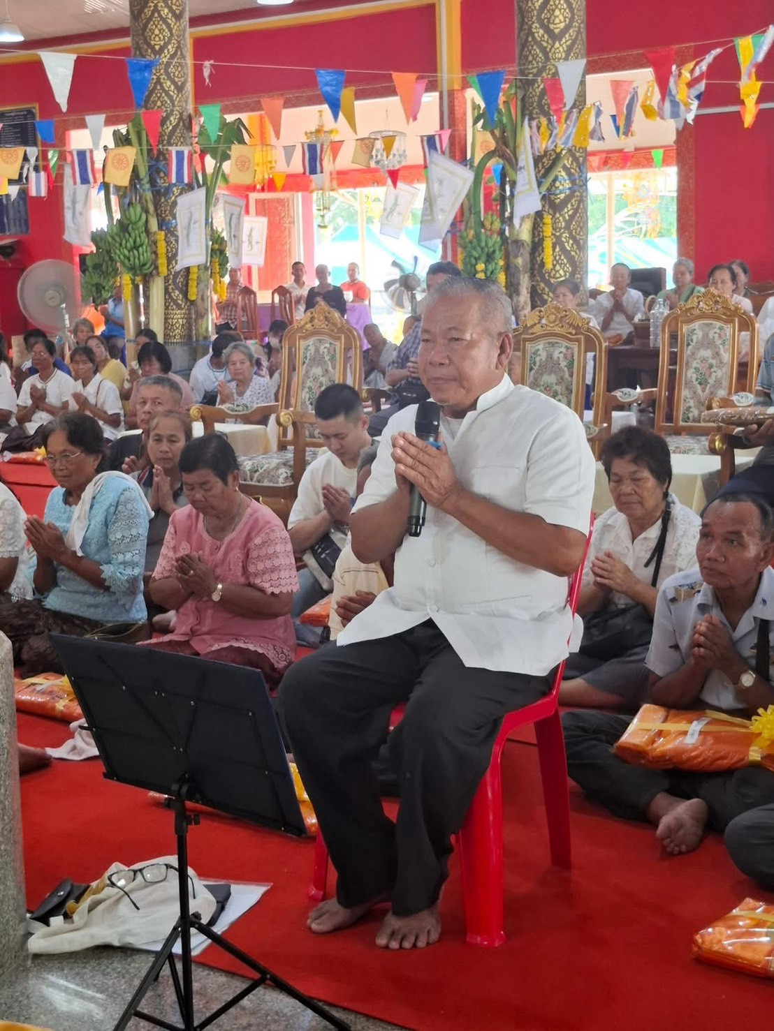 ภาพกล่าวคำถวายกฐินวัดบ่อแก้ว