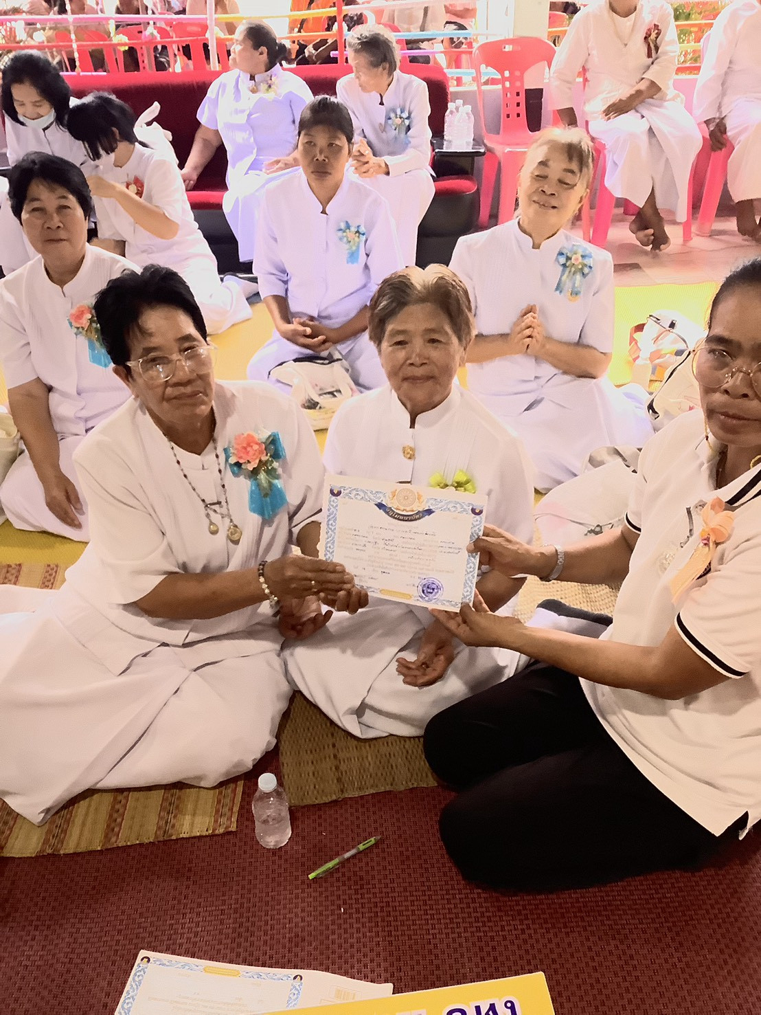 ภาพร่วมพิธีกรรมที่พักสงฆ์บ้านหนองปลาไหล