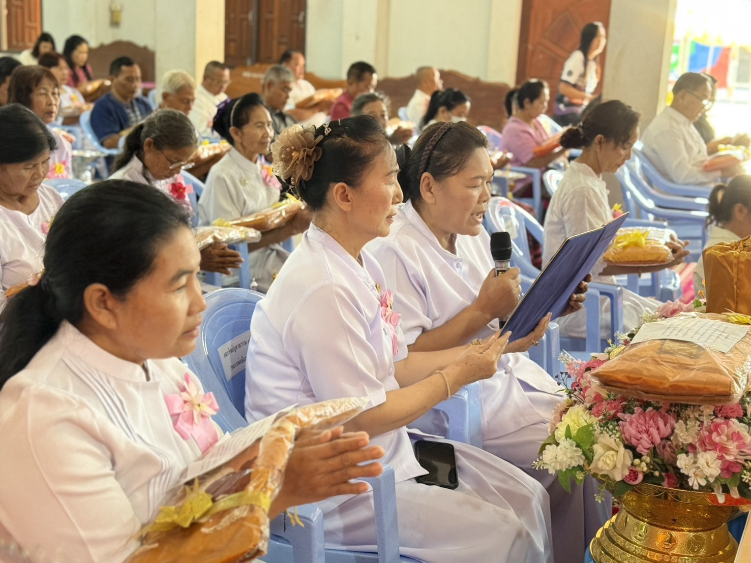 ภาพกล่าวคำถวายกฐินวัดพบพระเหนือ