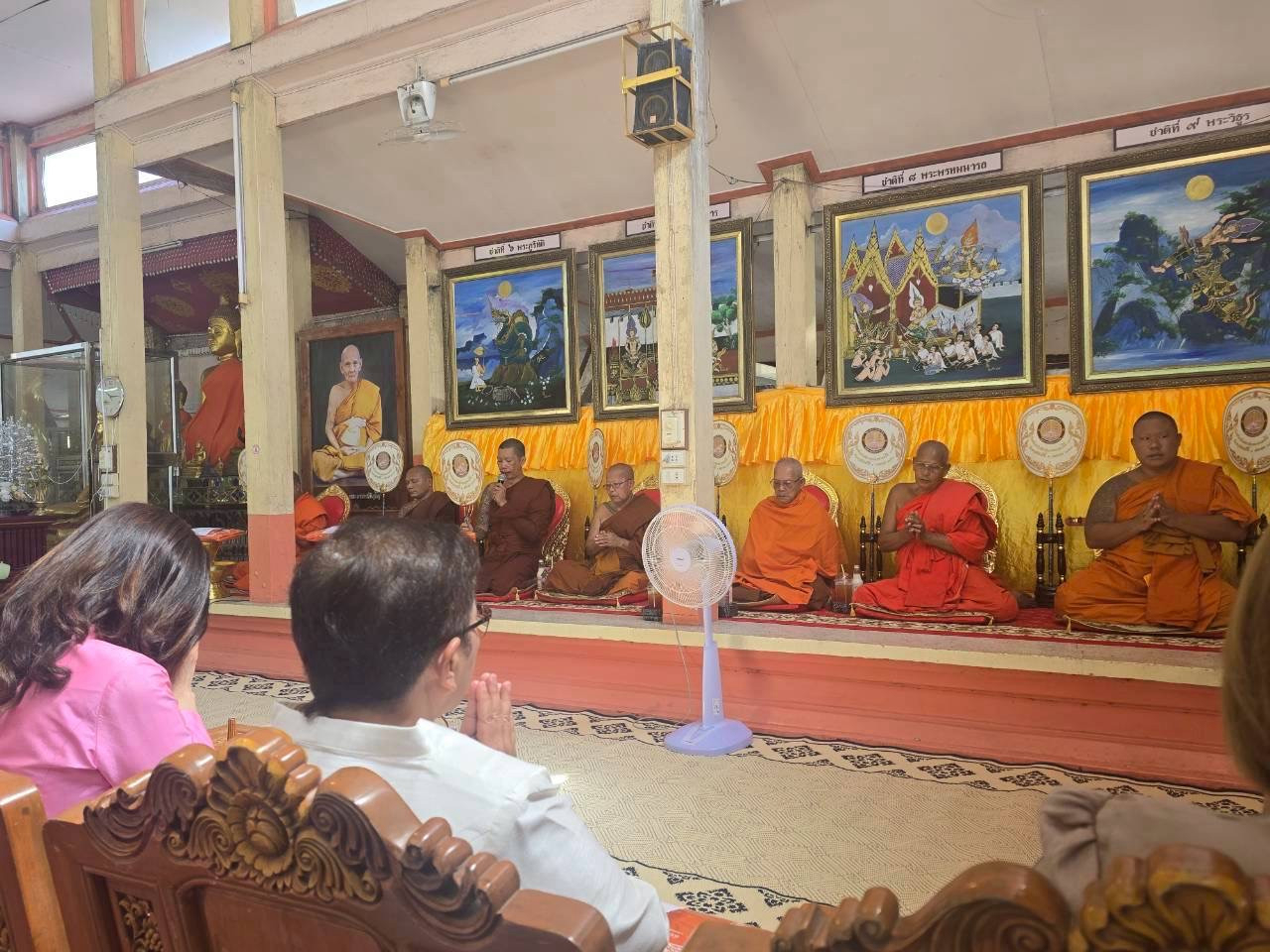 ภาพร่วมพิธีกรรมวัดชลประทานรังสรรค์