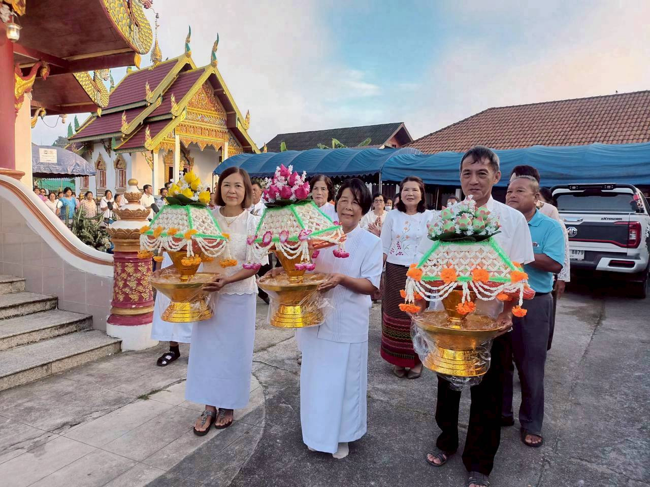 ภาพร่วมพิธีกรรมวัดศรีบุญเรือง