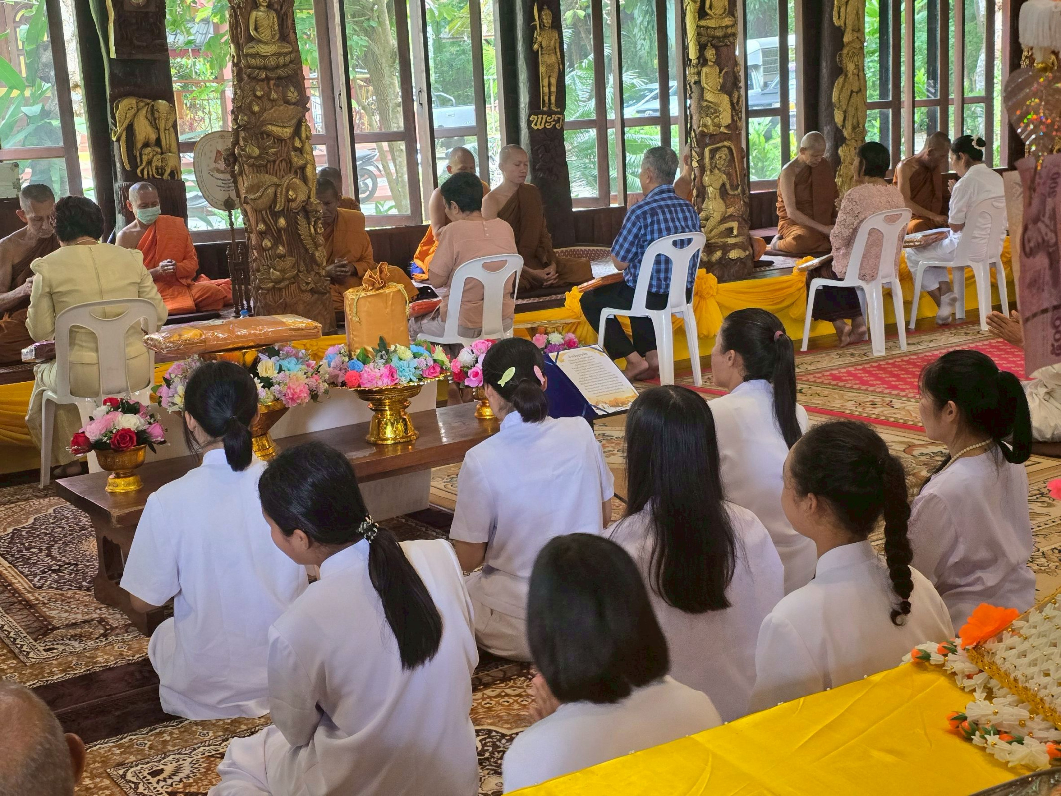 ภาพร่วมพิธีกรรมวัดอุ้มผาง