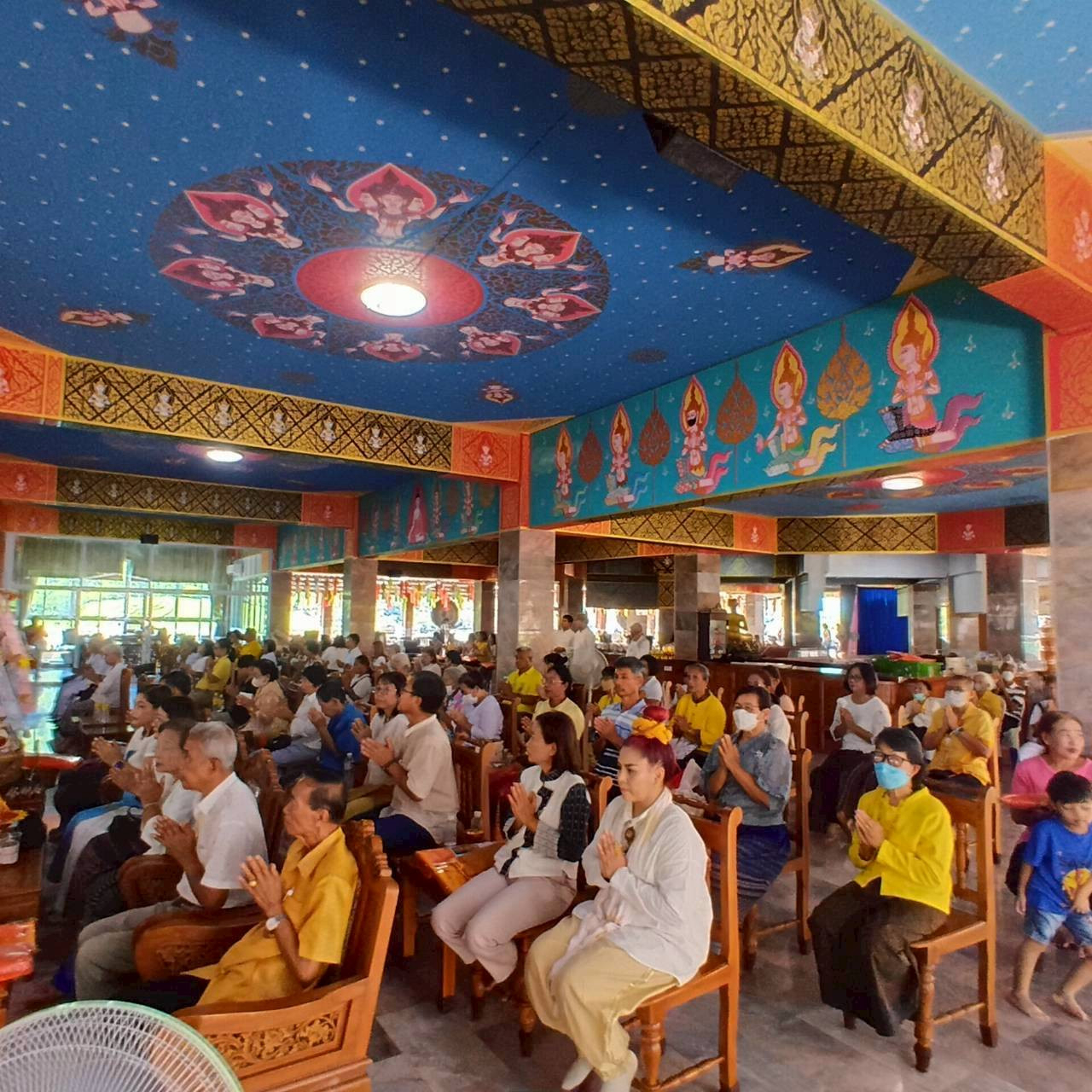 ภาพร่วมพิธีกรรมวัดท่าปุย