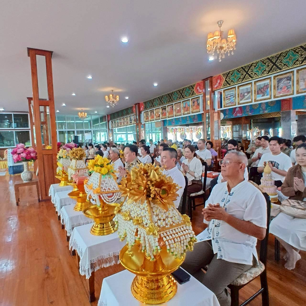 ภาพร่วมพิธีกรรมวัดท่าปุย