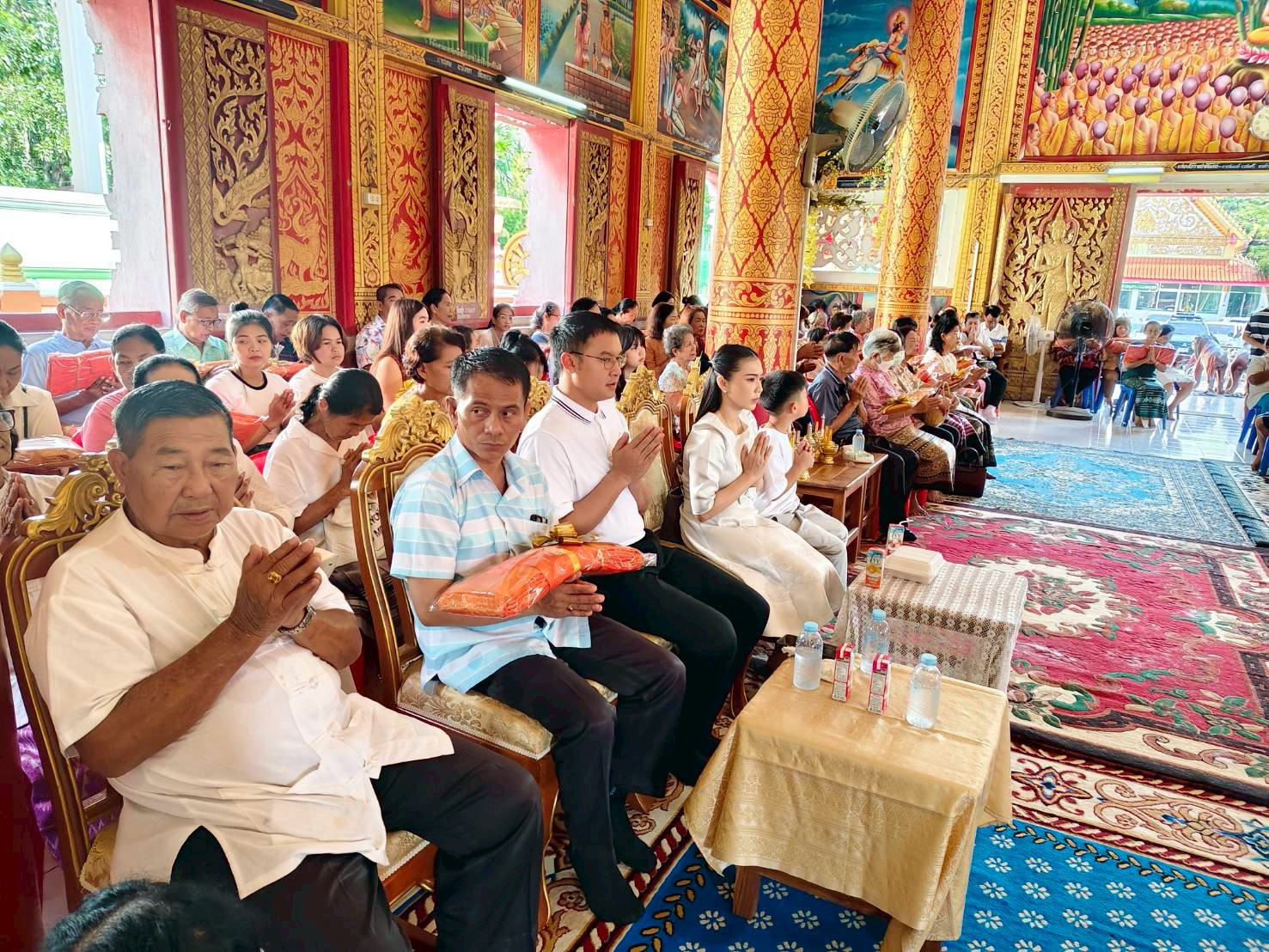 ภาพร่วมพิธีกรรมวัดดอนมูลชัย