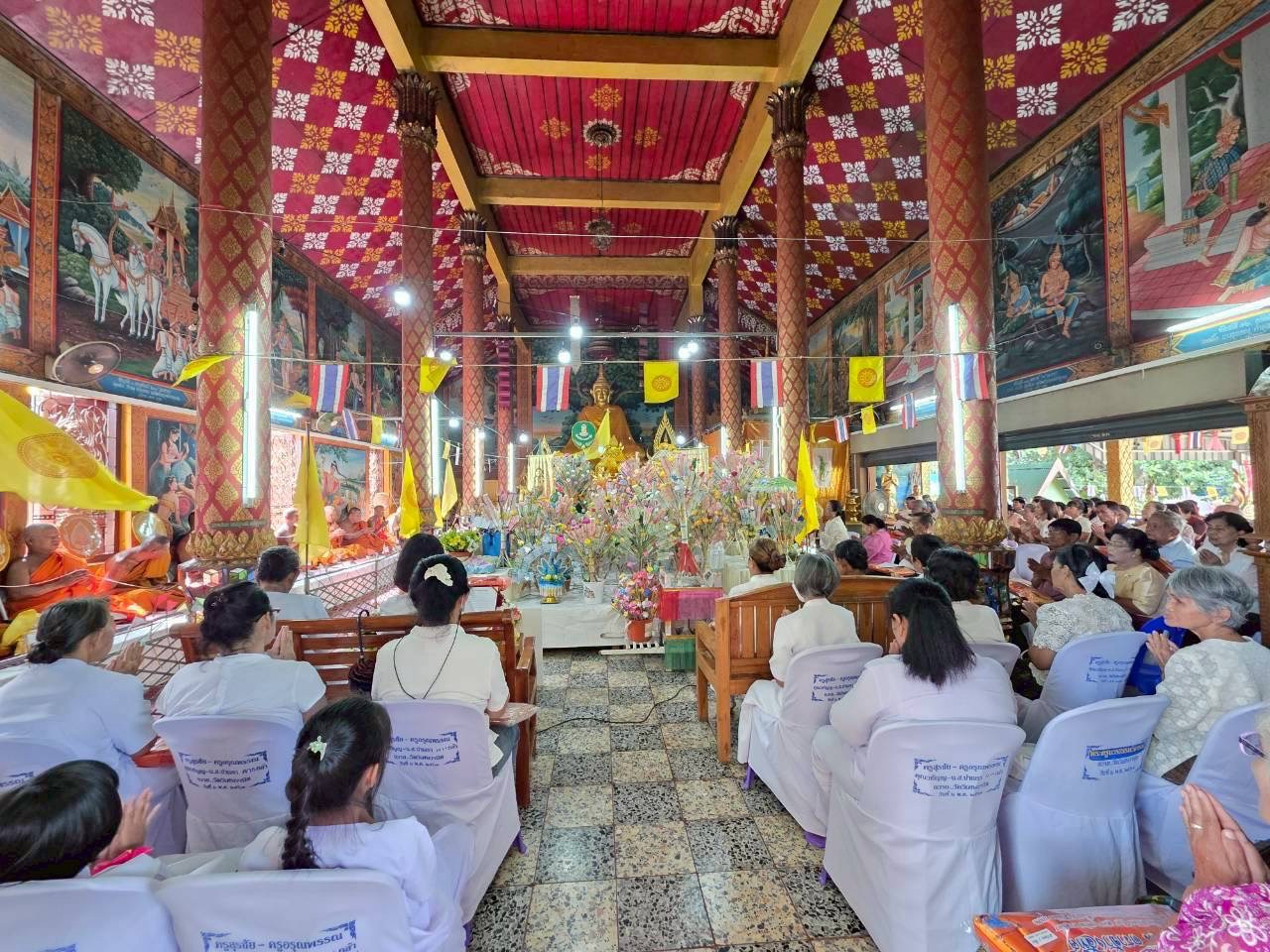 ภาพร่วมพิธีกรรมวัดวิเศษวานิช