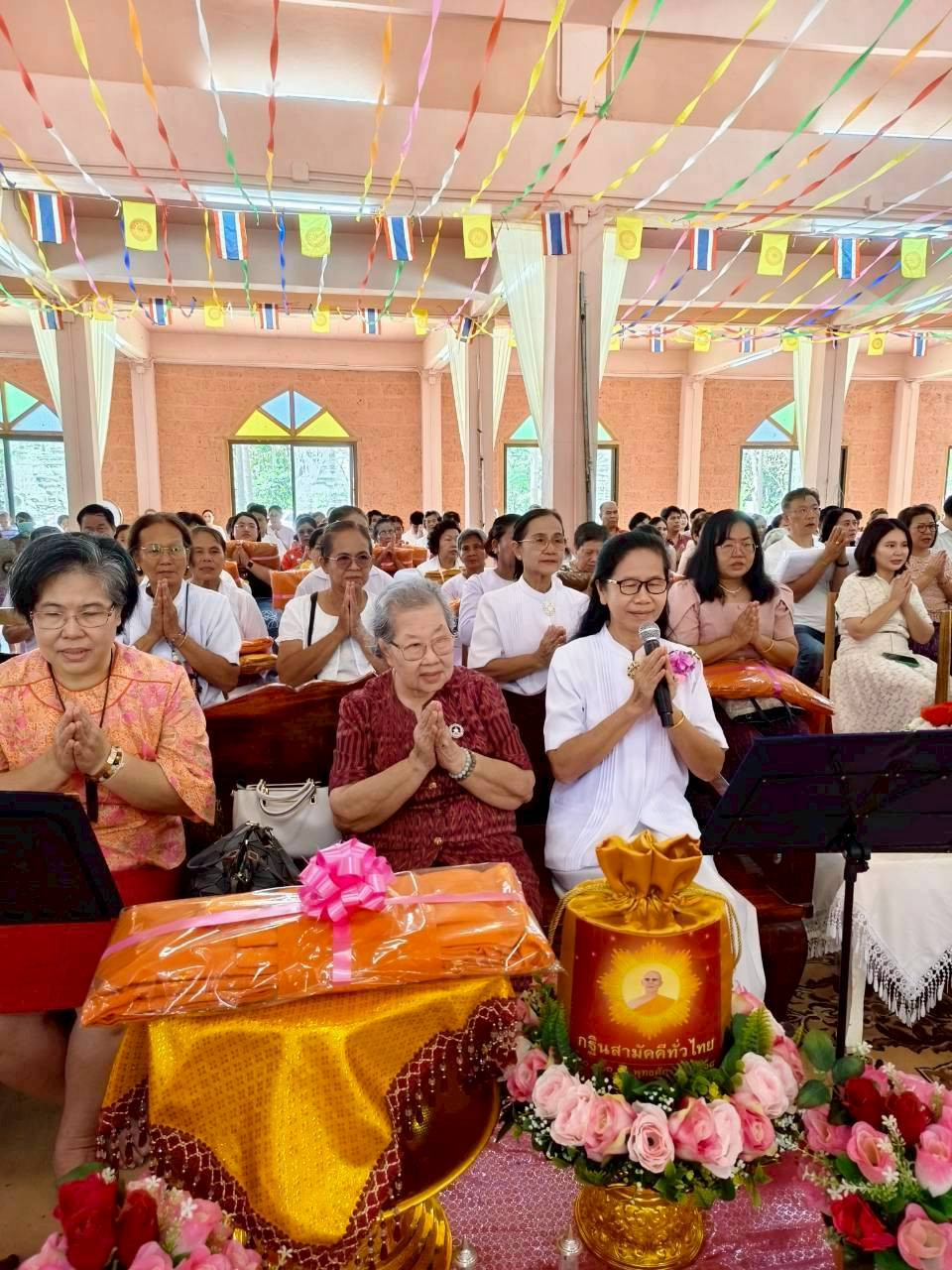 ภาพกล่าวคำถวายกฐินวัดกุญชรทรงธรรม