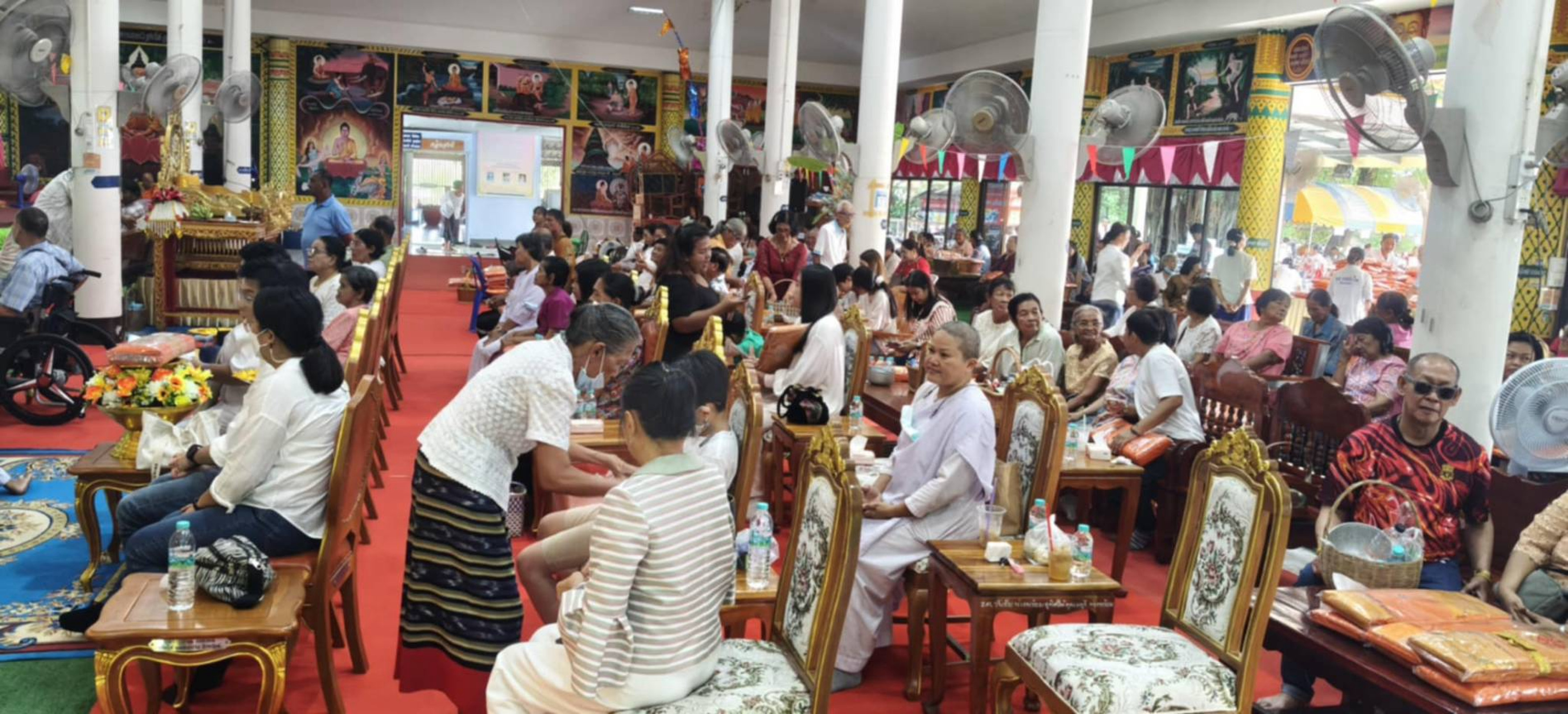 ภาพร่วมพิธีกรรมวัดดงสมอ