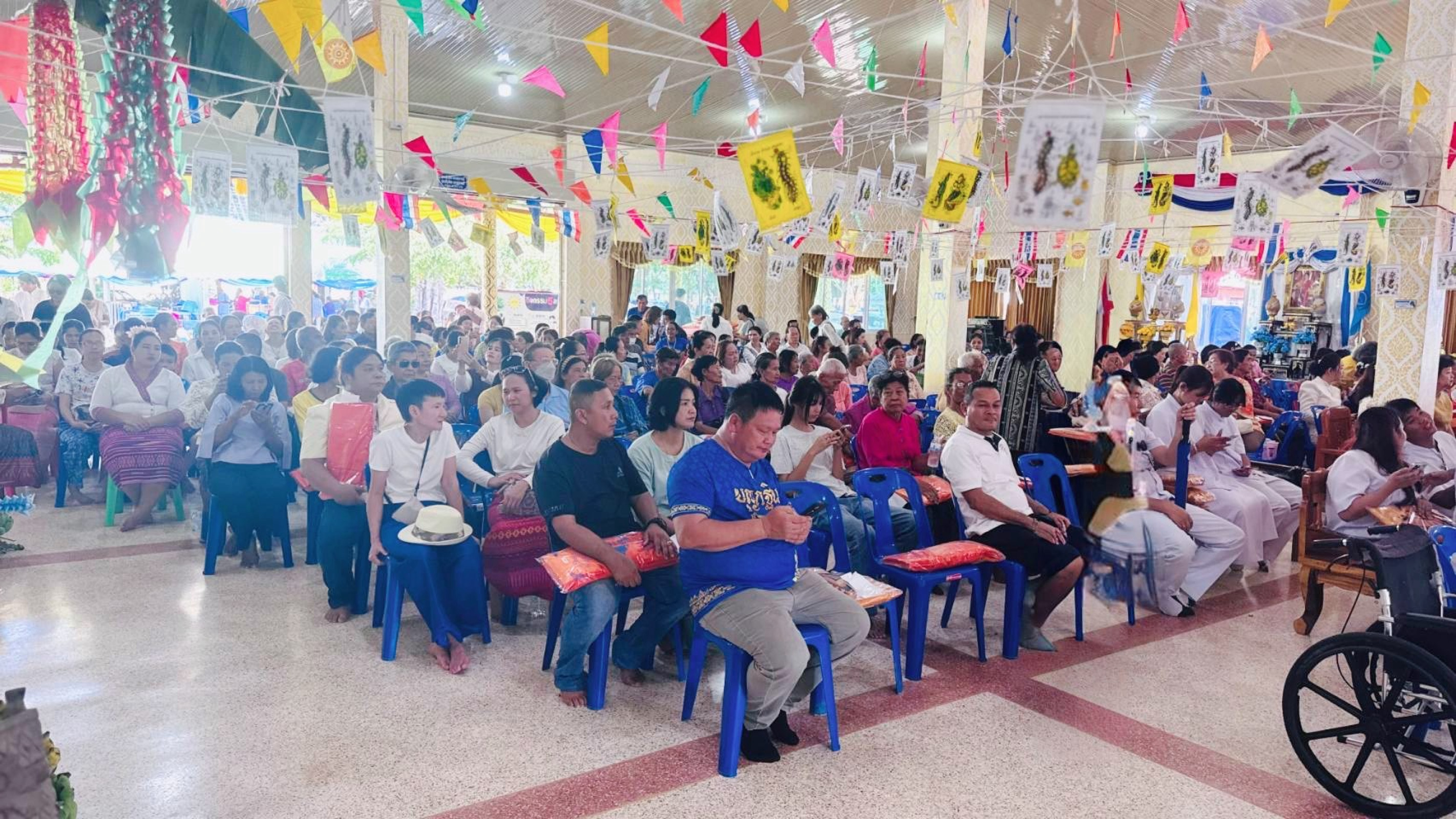 ภาพร่วมพิธีกรรมวัดตะโก