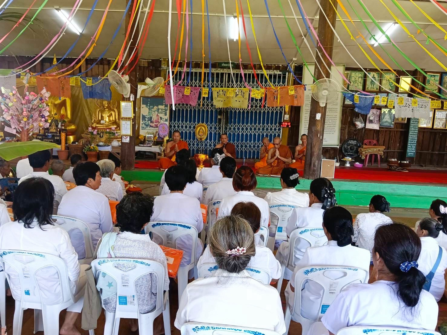 ภาพร่วมพิธีกรรมวัดปลวกง่าม