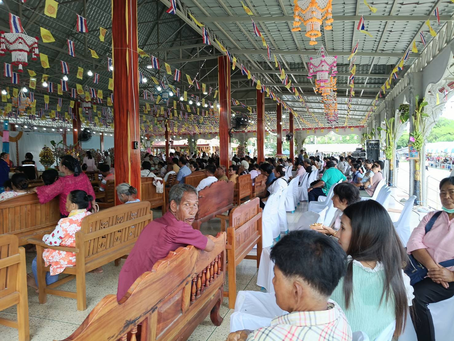 ภาพร่วมพิธีกรรมวัดคงคา