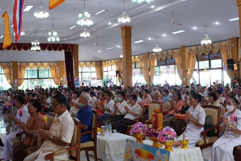 ภาพร่วมพิธีกรรมวัดสุดสวาสดิ์