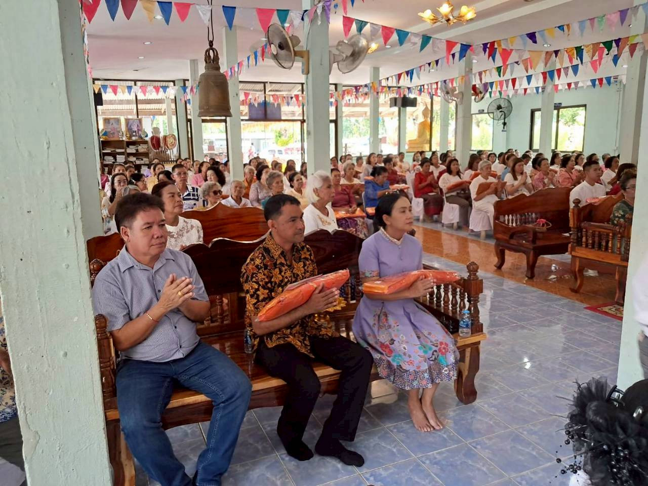 ภาพร่วมพิธีกรรมวัดสวน