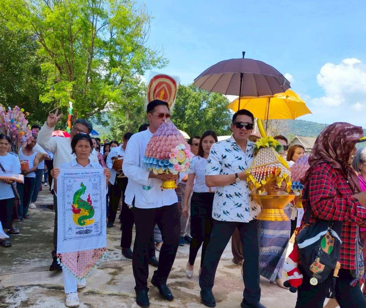 ภาพร่วมพิธีกรรมวัดห้วยเจียง