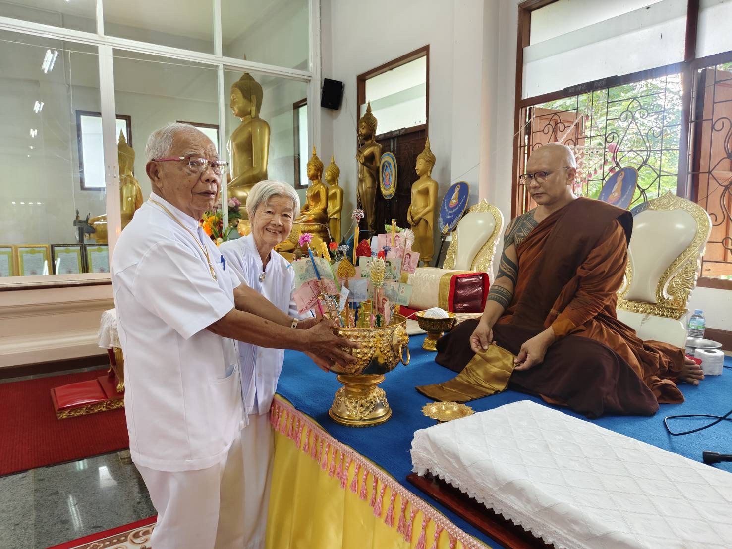 ภาพร่วมพิธีกรรมวัดพระพายหลวง