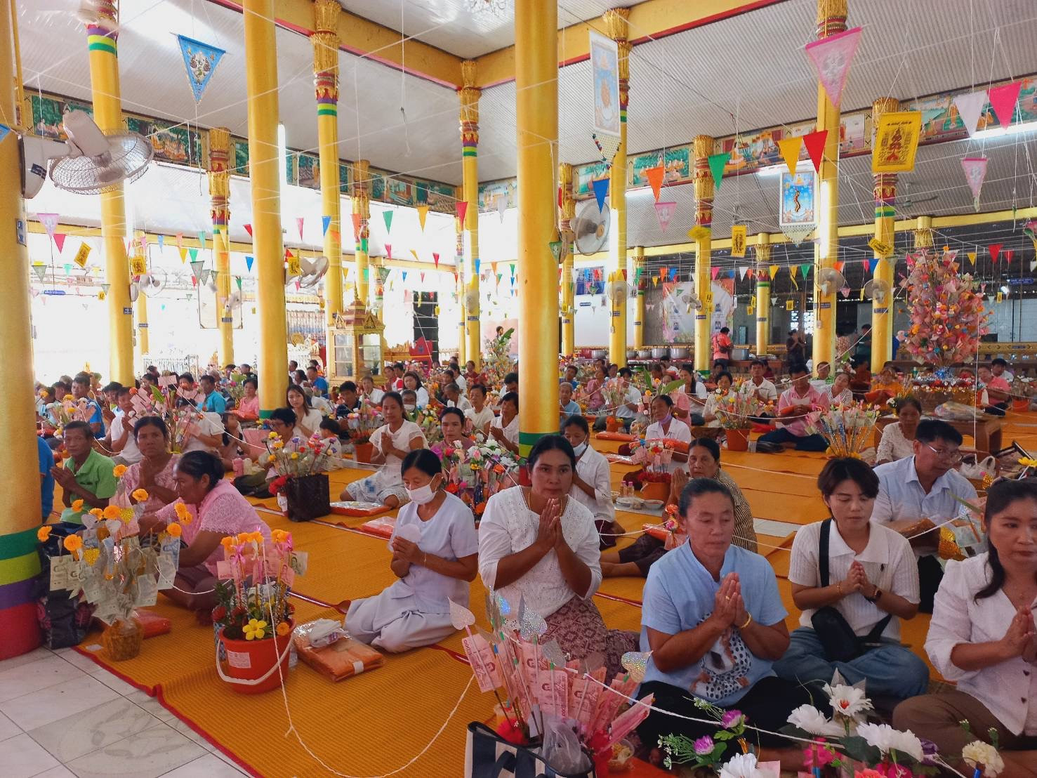 ภาพร่วมพิธีกรรมวัดวังใหญ่