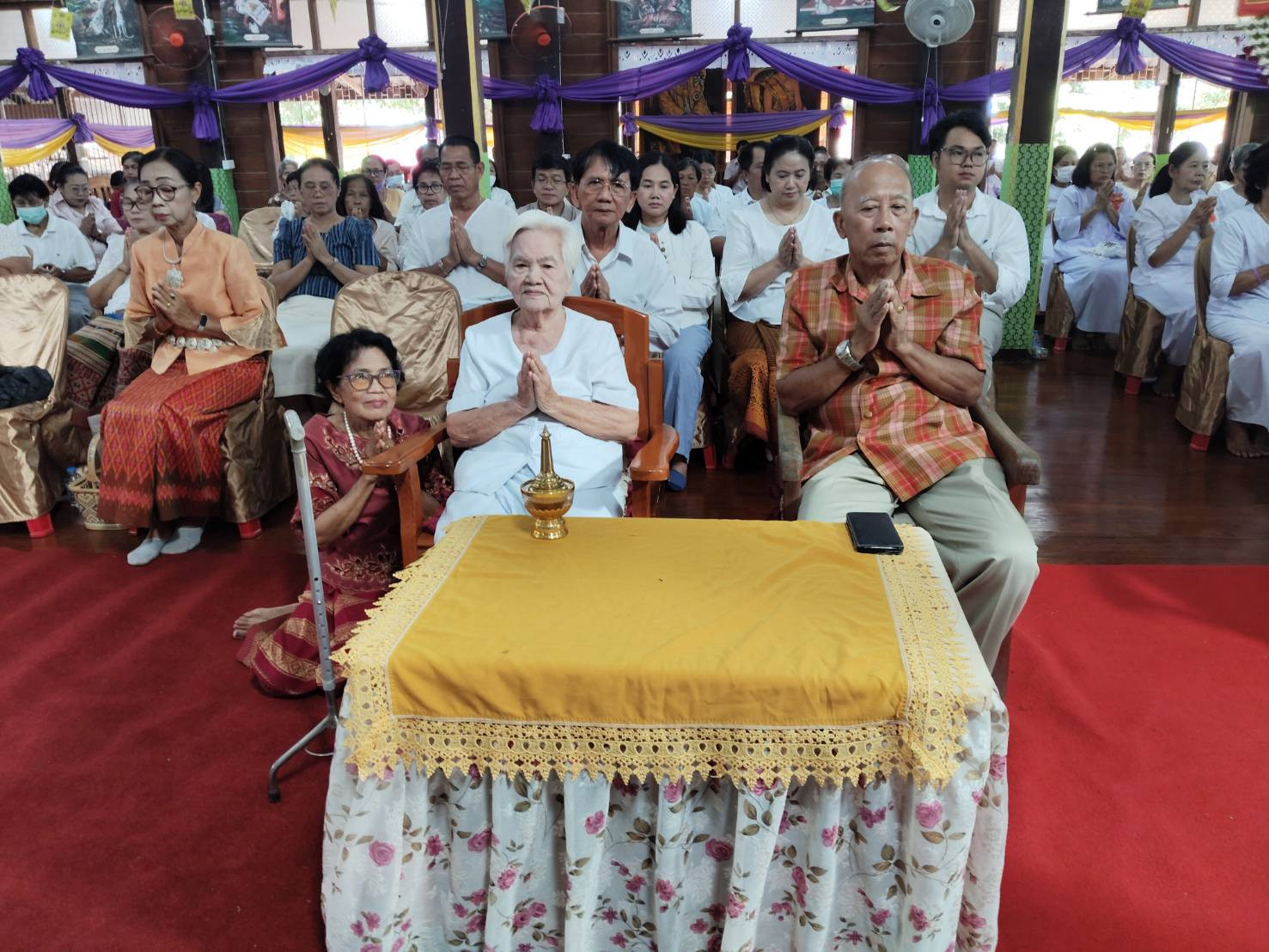 ภาพร่วมพิธีกรรมวัดฤาษีสำราญ