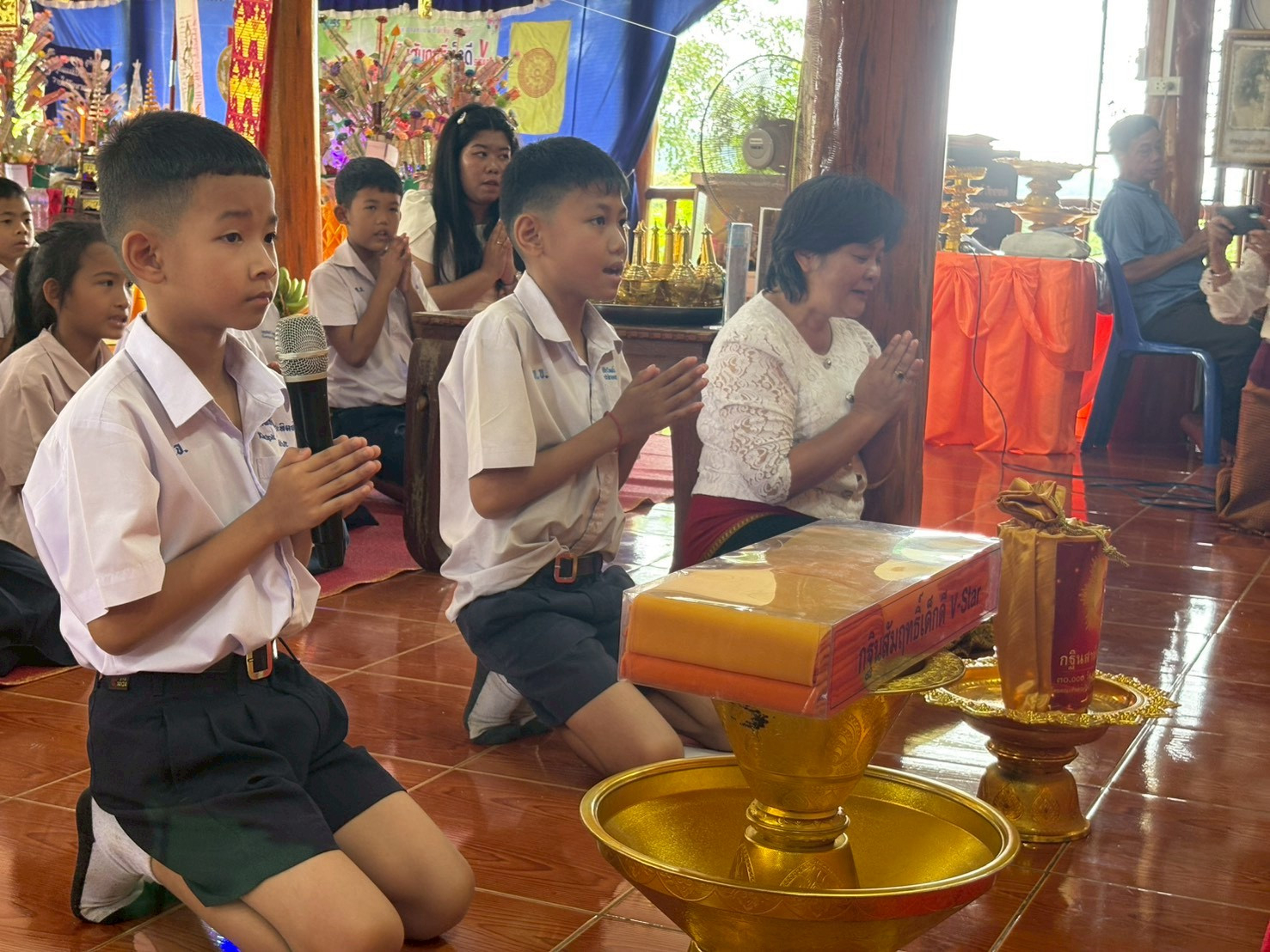 ภาพกล่าวคำถวายกฐินวัดหาดสองแคว