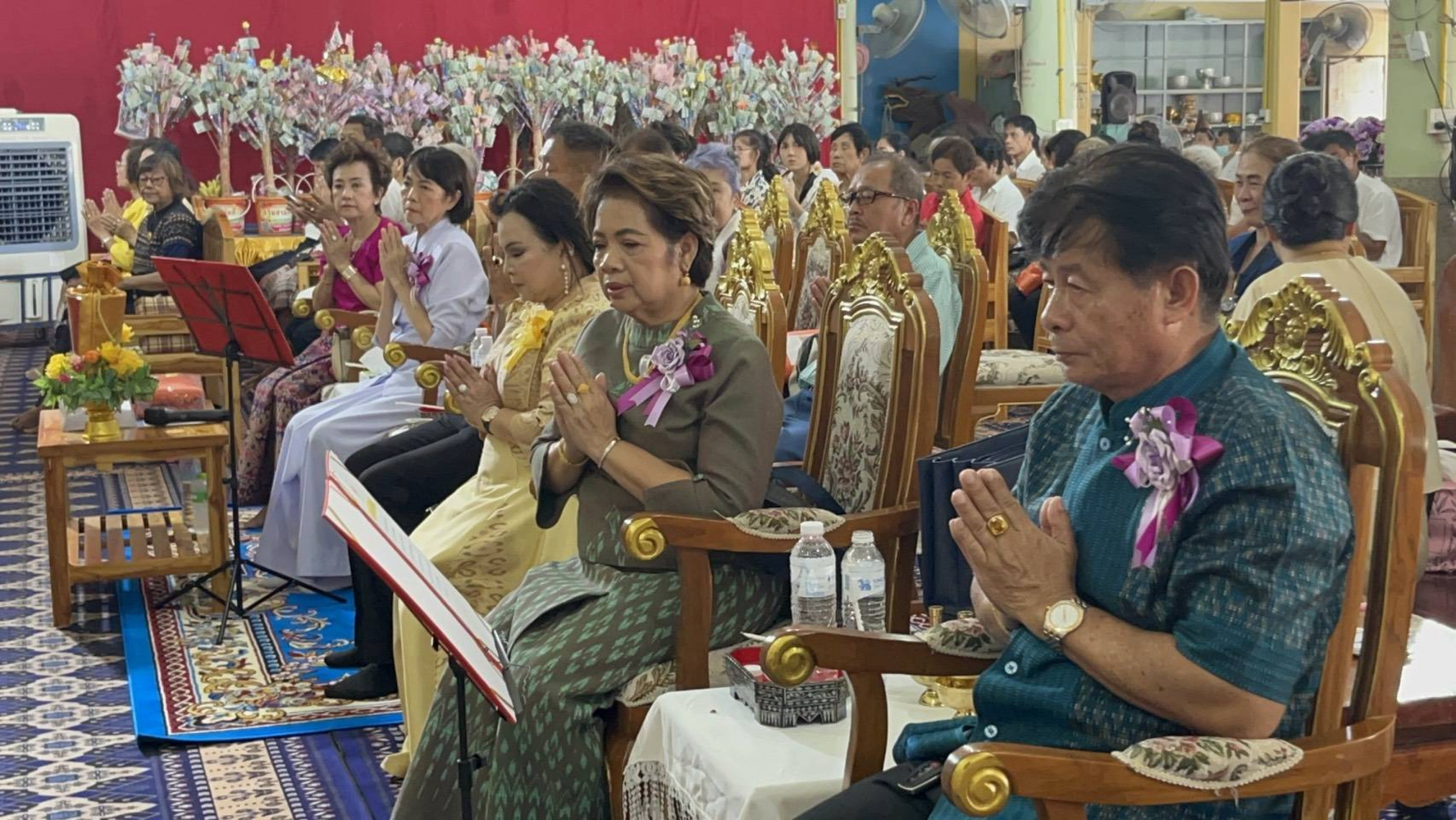 ภาพร่วมพิธีกรรมวัดสันติพลาราม