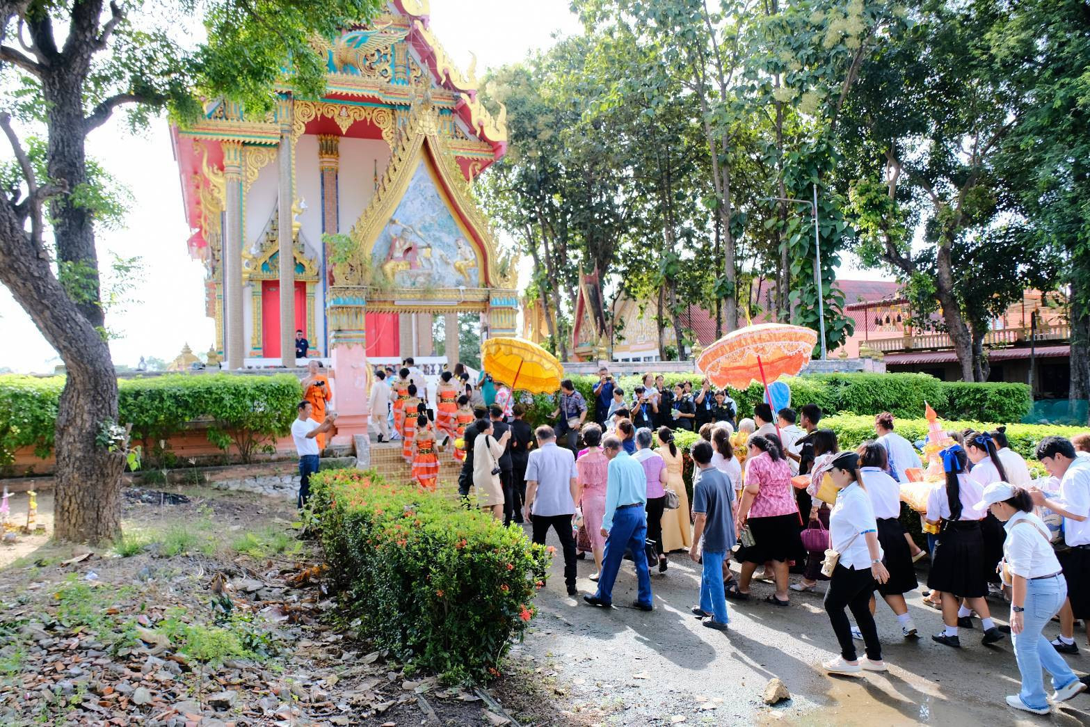 ภาพร่วมพิธีกรรมวัดสันติพลาราม