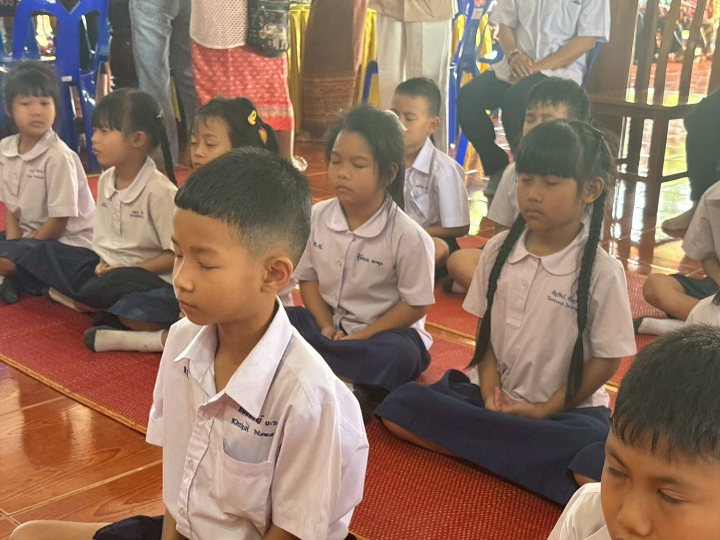 ภาพร่วมพิธีกรรมวัดหาดสองแคว