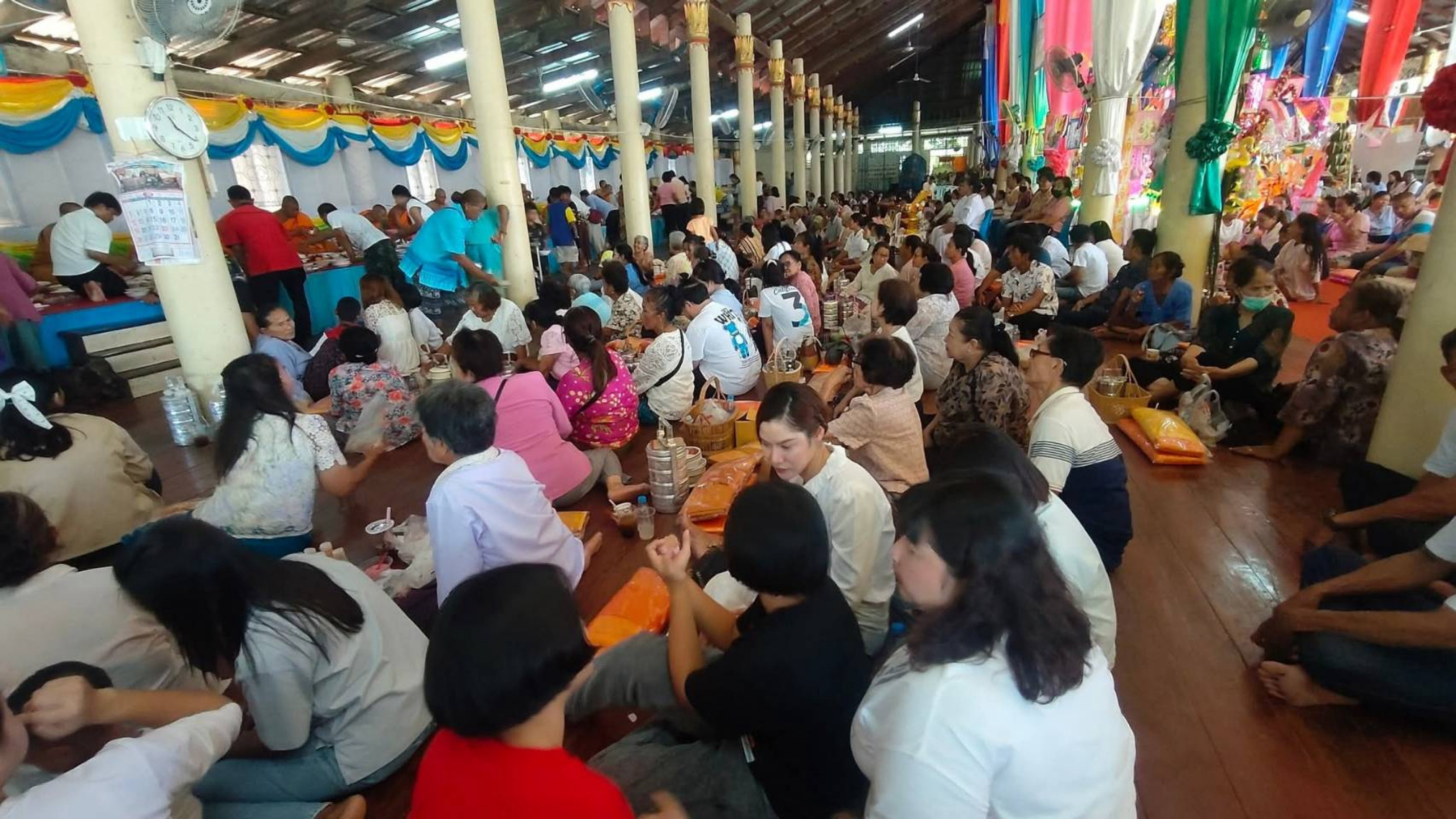 ภาพร่วมพิธีกรรมวัดทะนงธรรมาราม