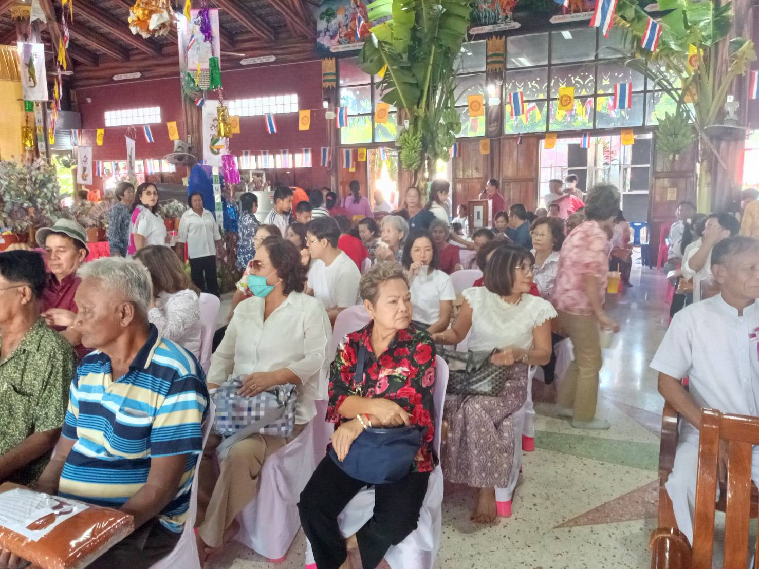 ภาพร่วมพิธีกรรมวัดไผ่ใหญ่