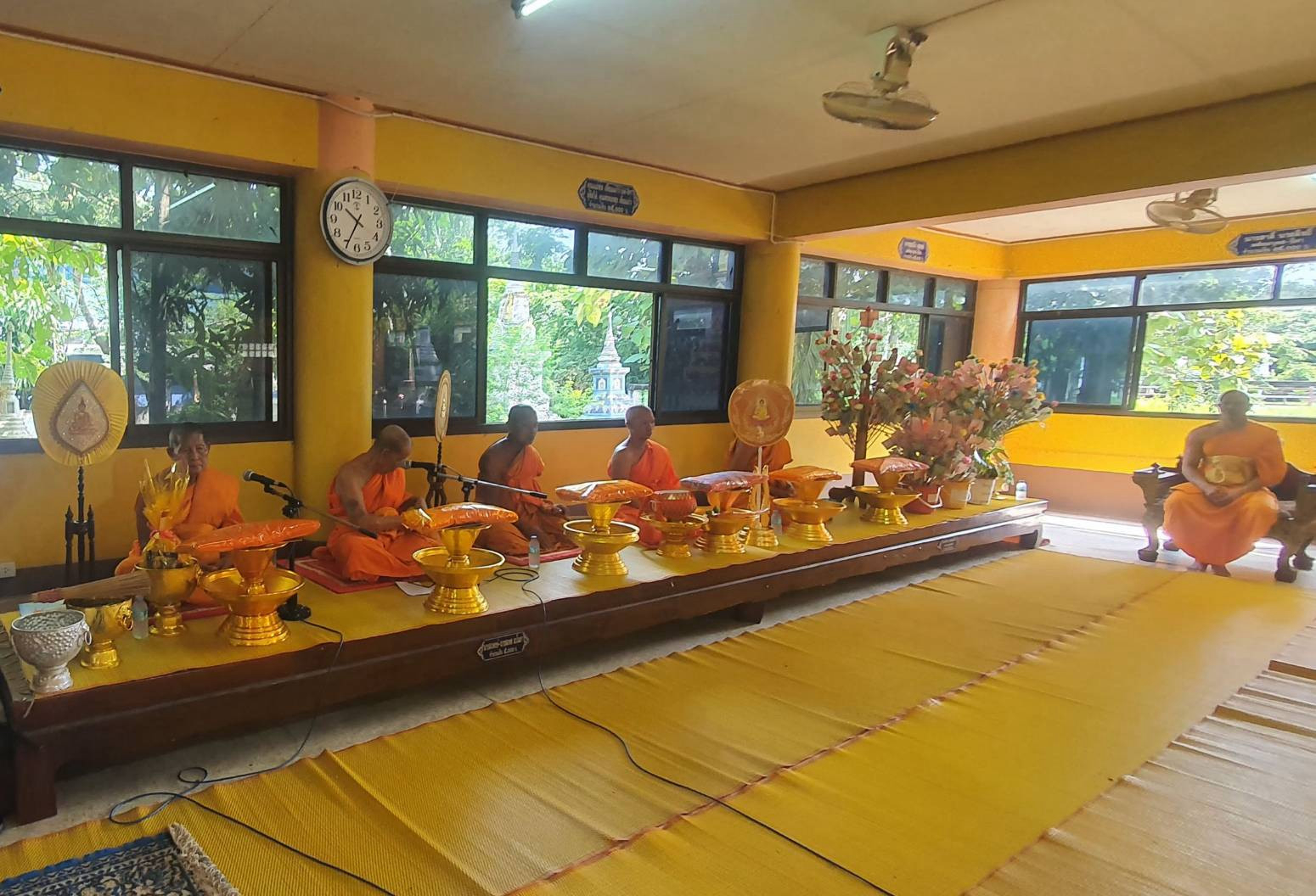 ภาพร่วมพิธีกรรมวัดทุ่งโพธิ์