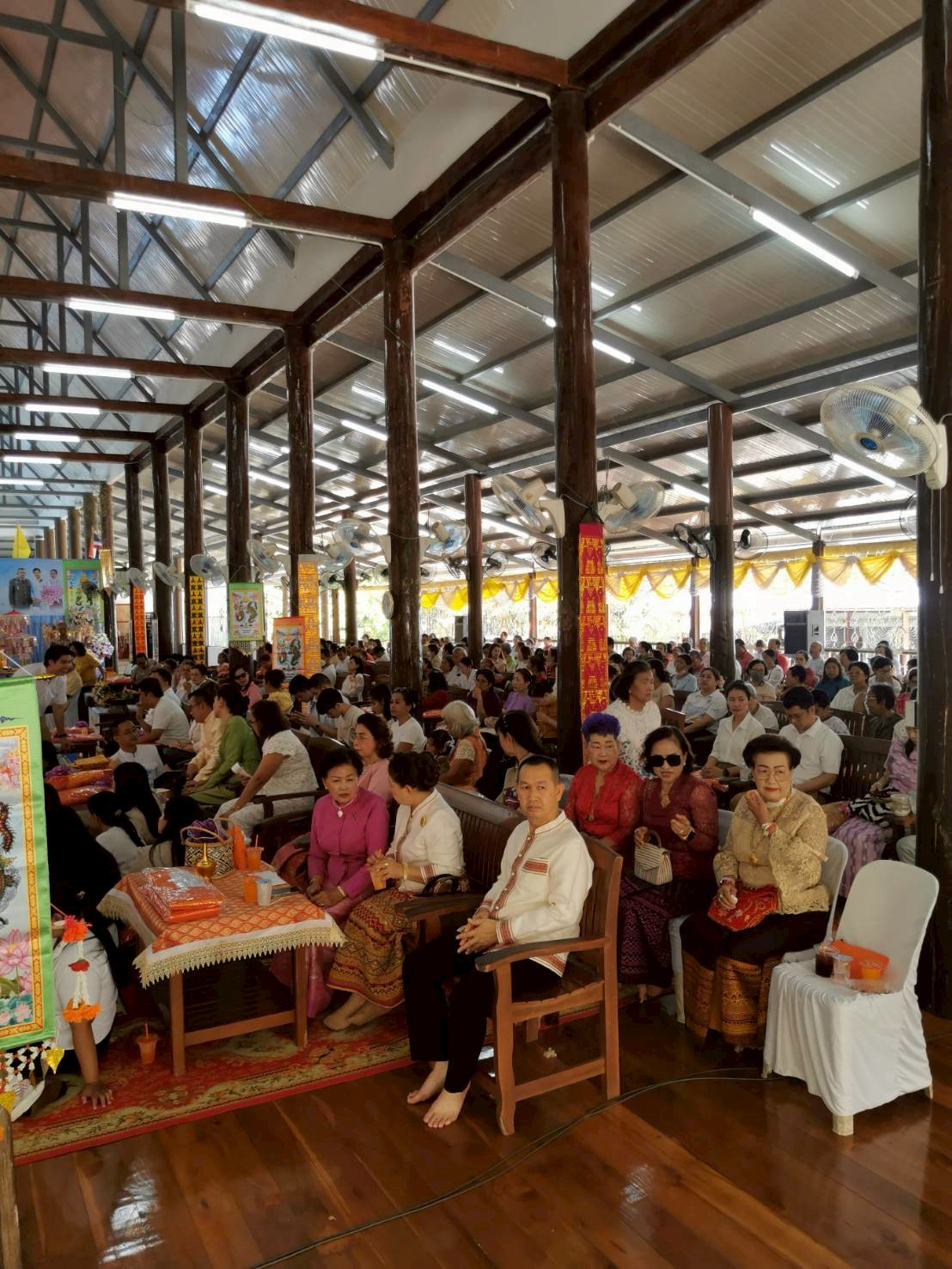 ภาพร่วมพิธีกรรมวัดดอยท่าเสา