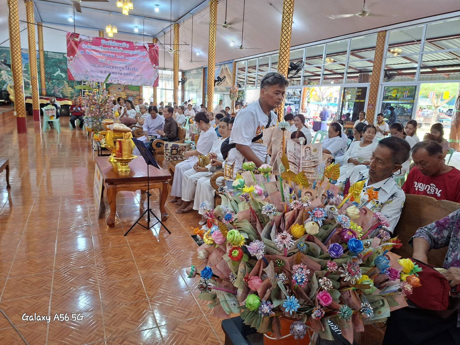 ภาพร่วมพิธีกรรมวัดหาดทรายงาม